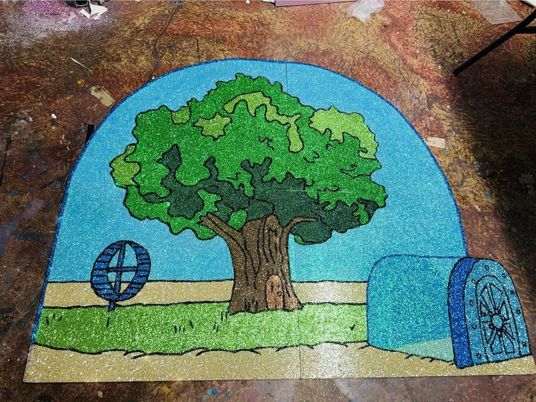 Sandy checks Home prop 