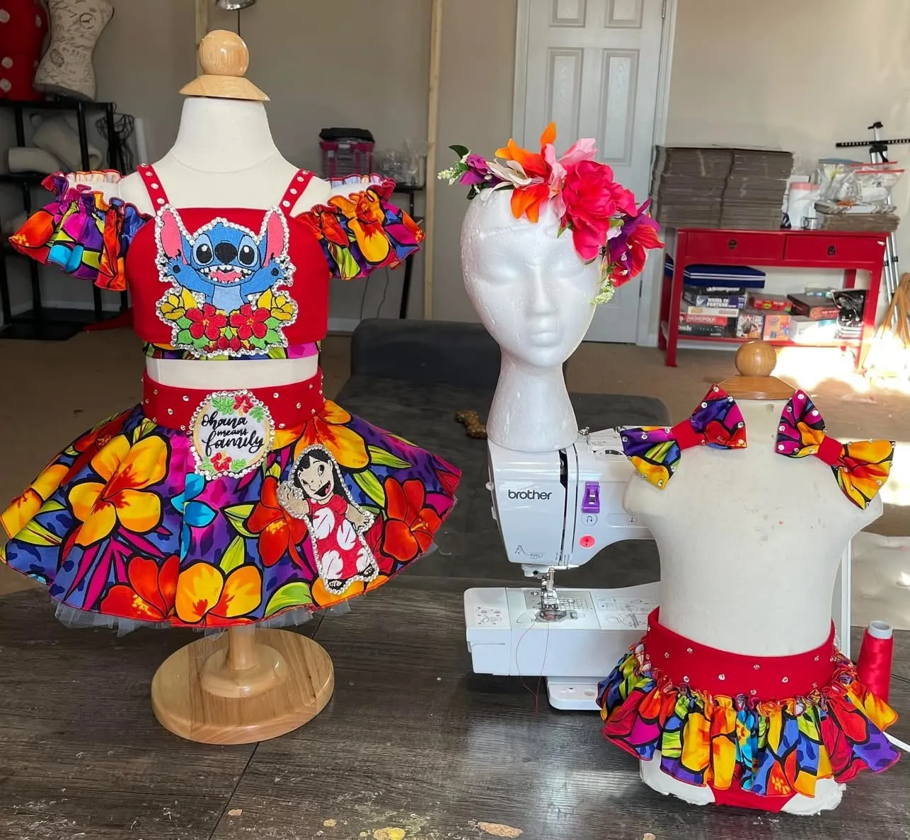 AM- Lilo and stitch ooc/ swim combo 18/3 - 2/4