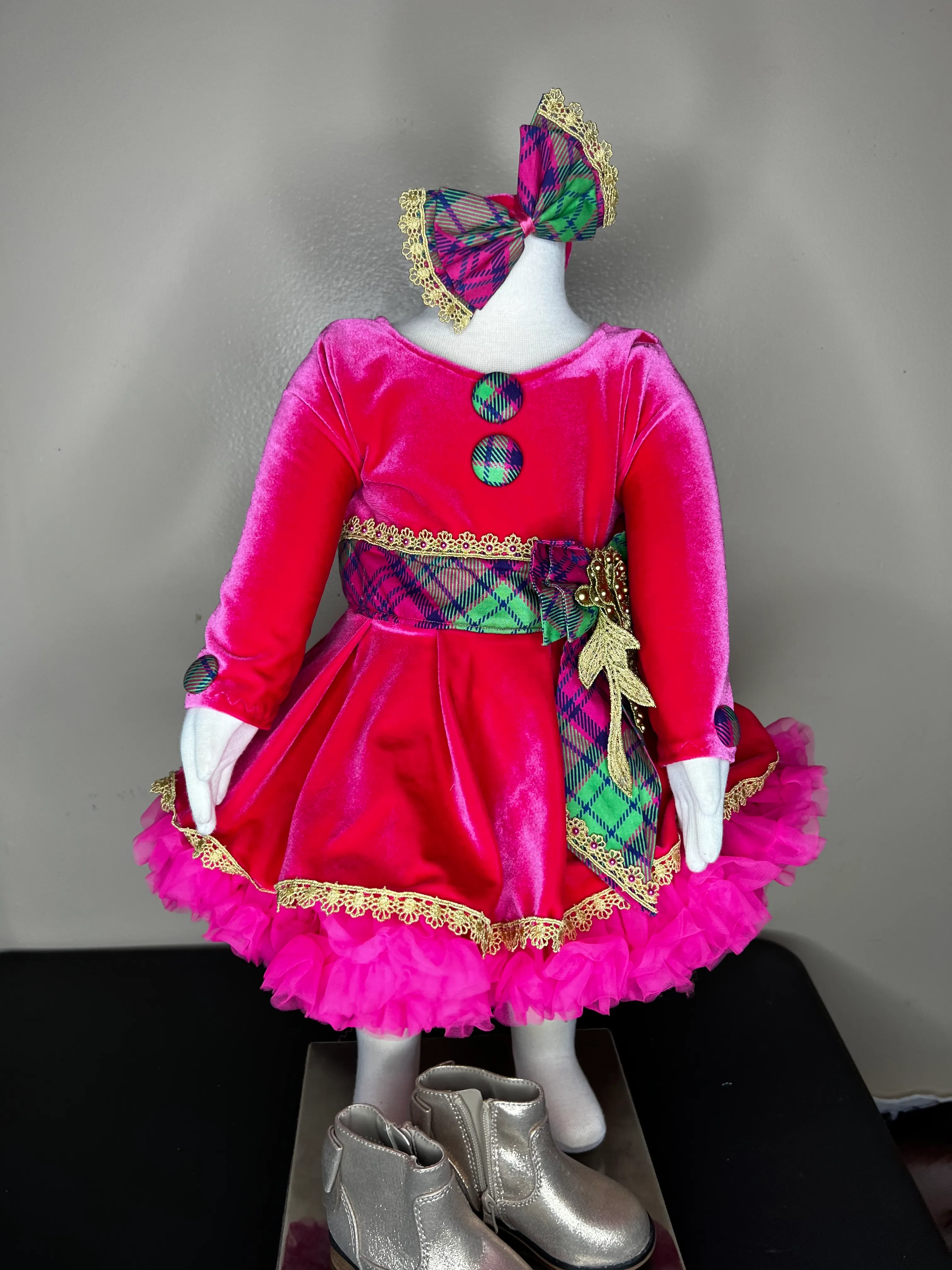 AM-Hot pink Christmas casual 12/2