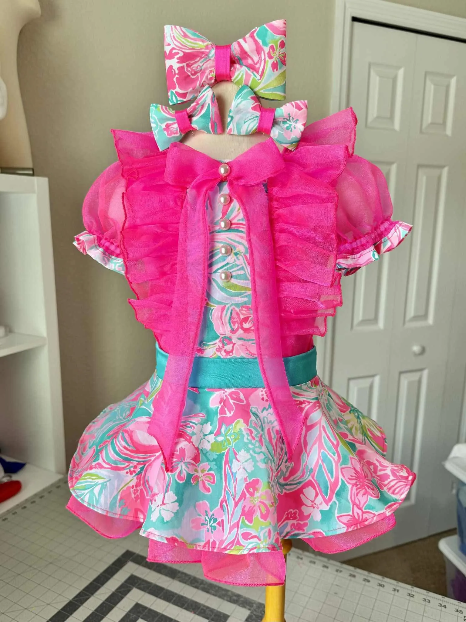 3/5 Dollhouse Casual