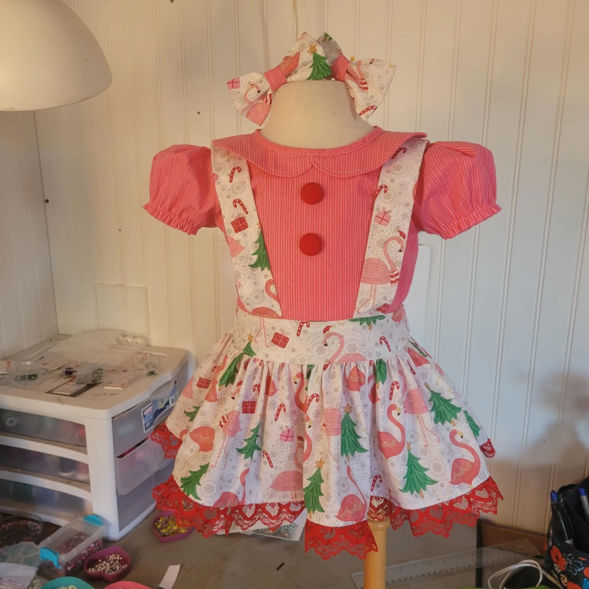 AM- Christmas Flamingo Casual 12/2