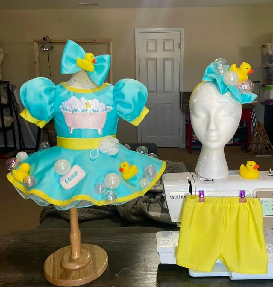 AM- Valerie Cyrus Bubble Bath Time ooc 12/2