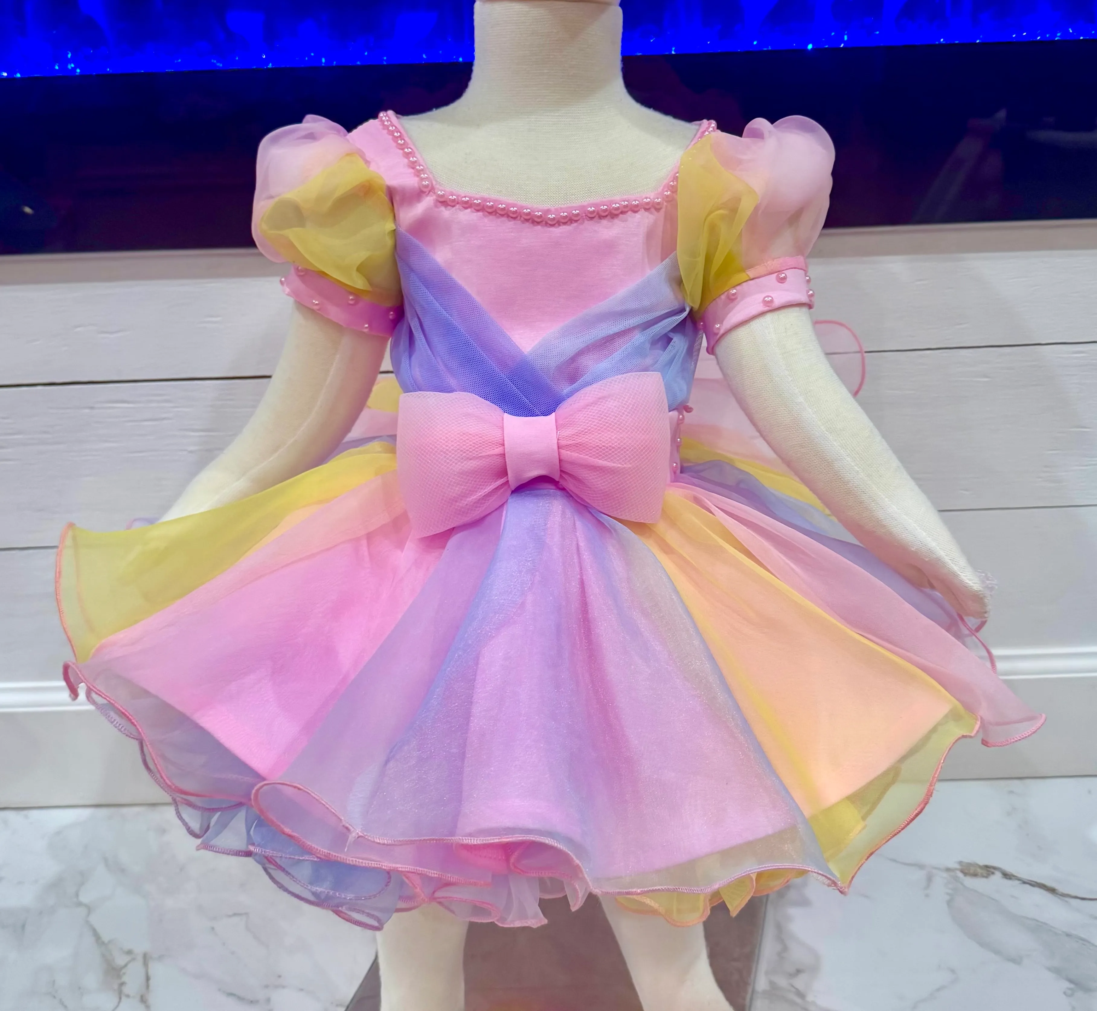 TT-89 12/2 Toni O Natural Multi Color