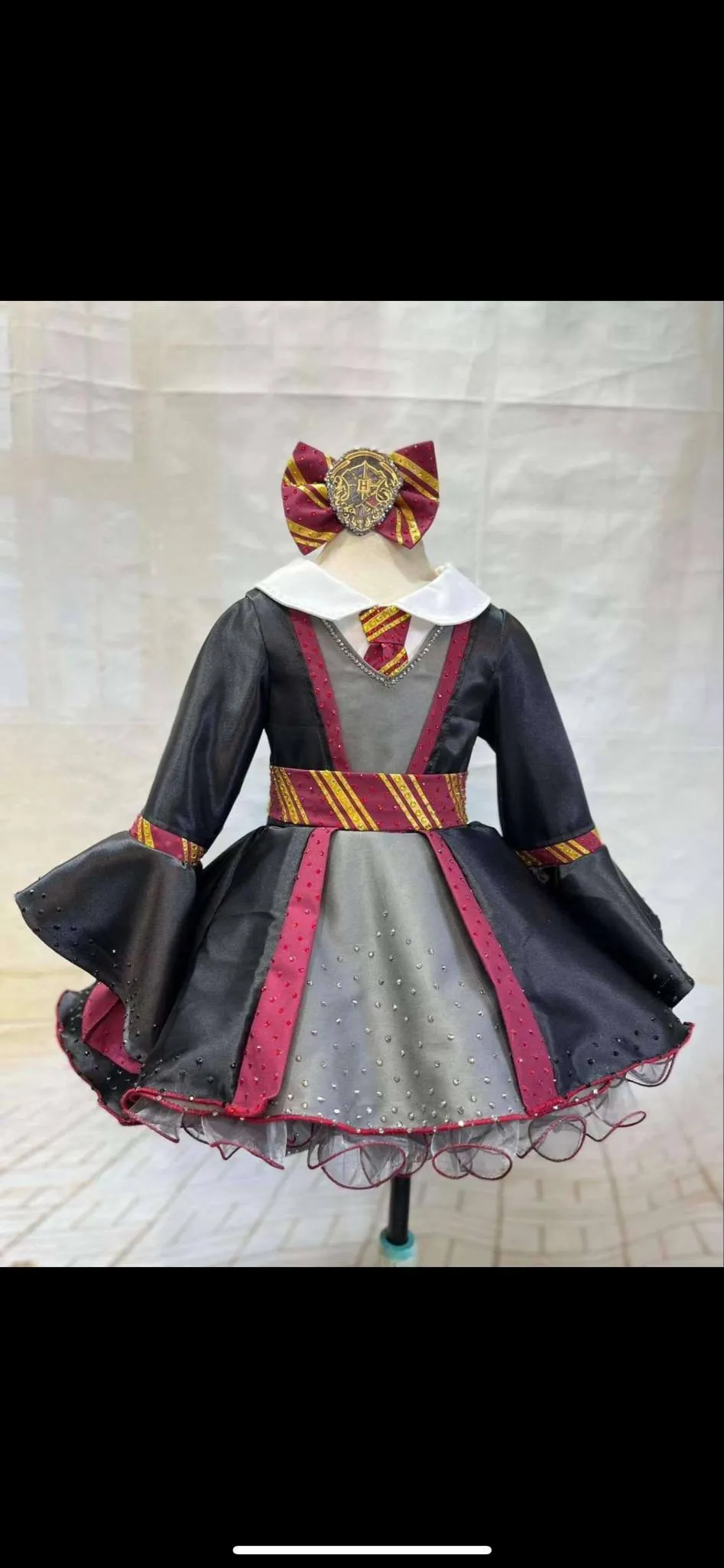 VW- 04 Wizarding Wonder  Harry Potter-Inspired OOC