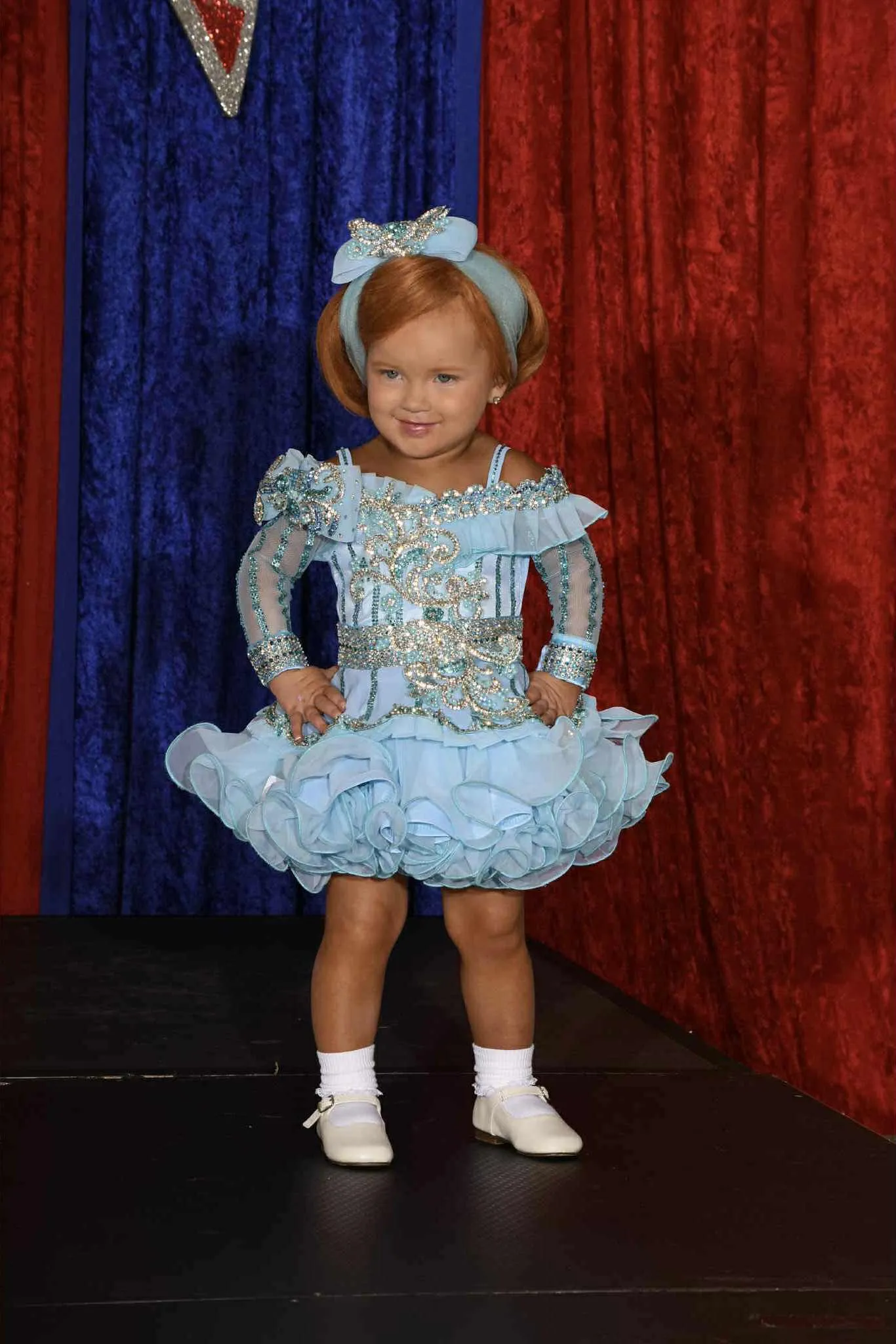 TT- 18/3 Cinderella Blue Toni O Glitz 