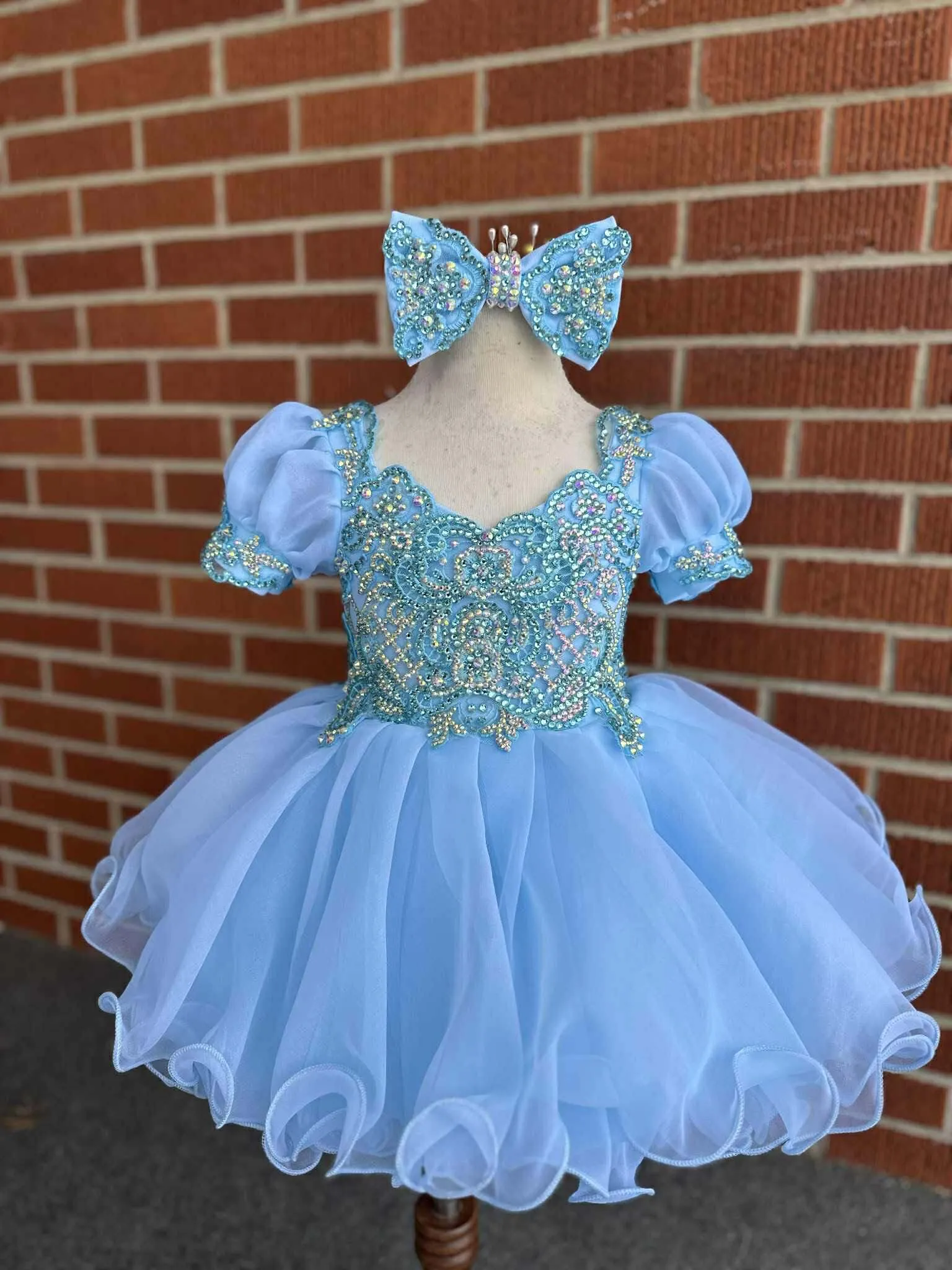 BU- 18/3 2/4 Cinderella Brianna K