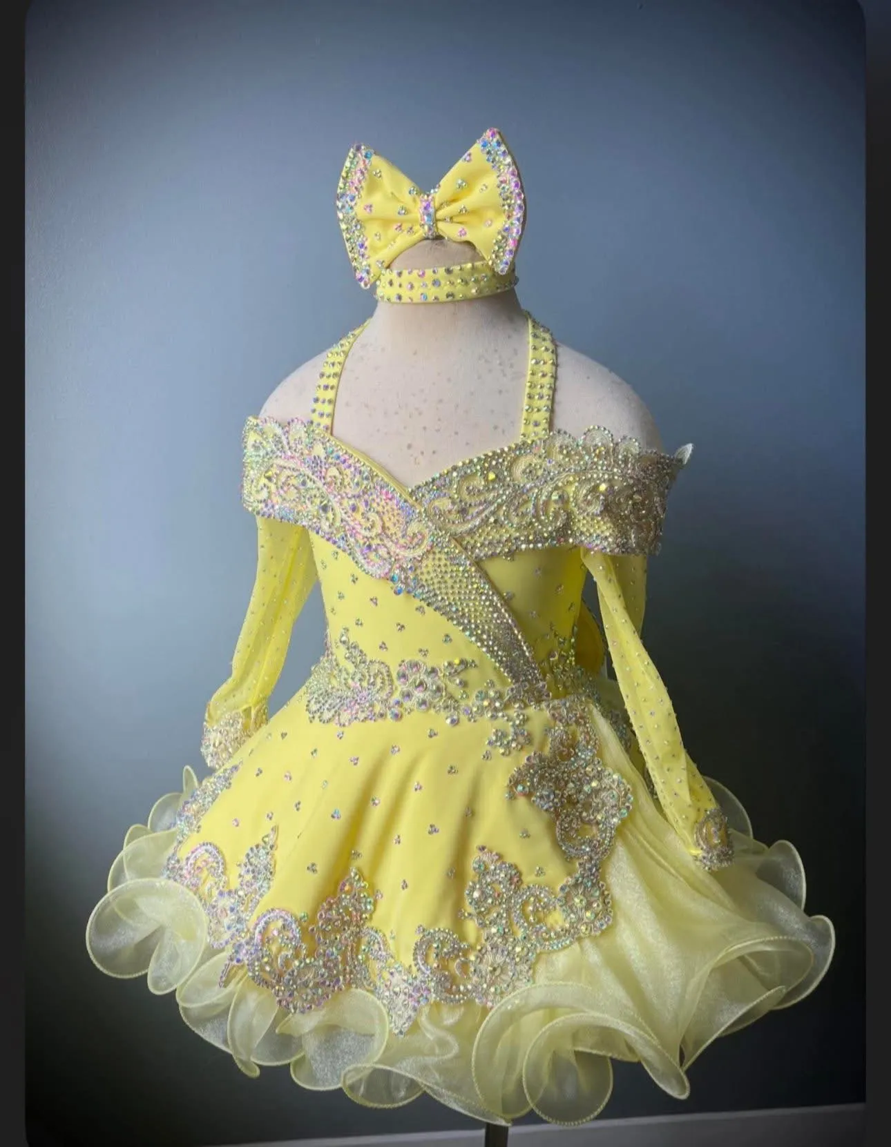 18/3 Yellow Boo Bear Glitz