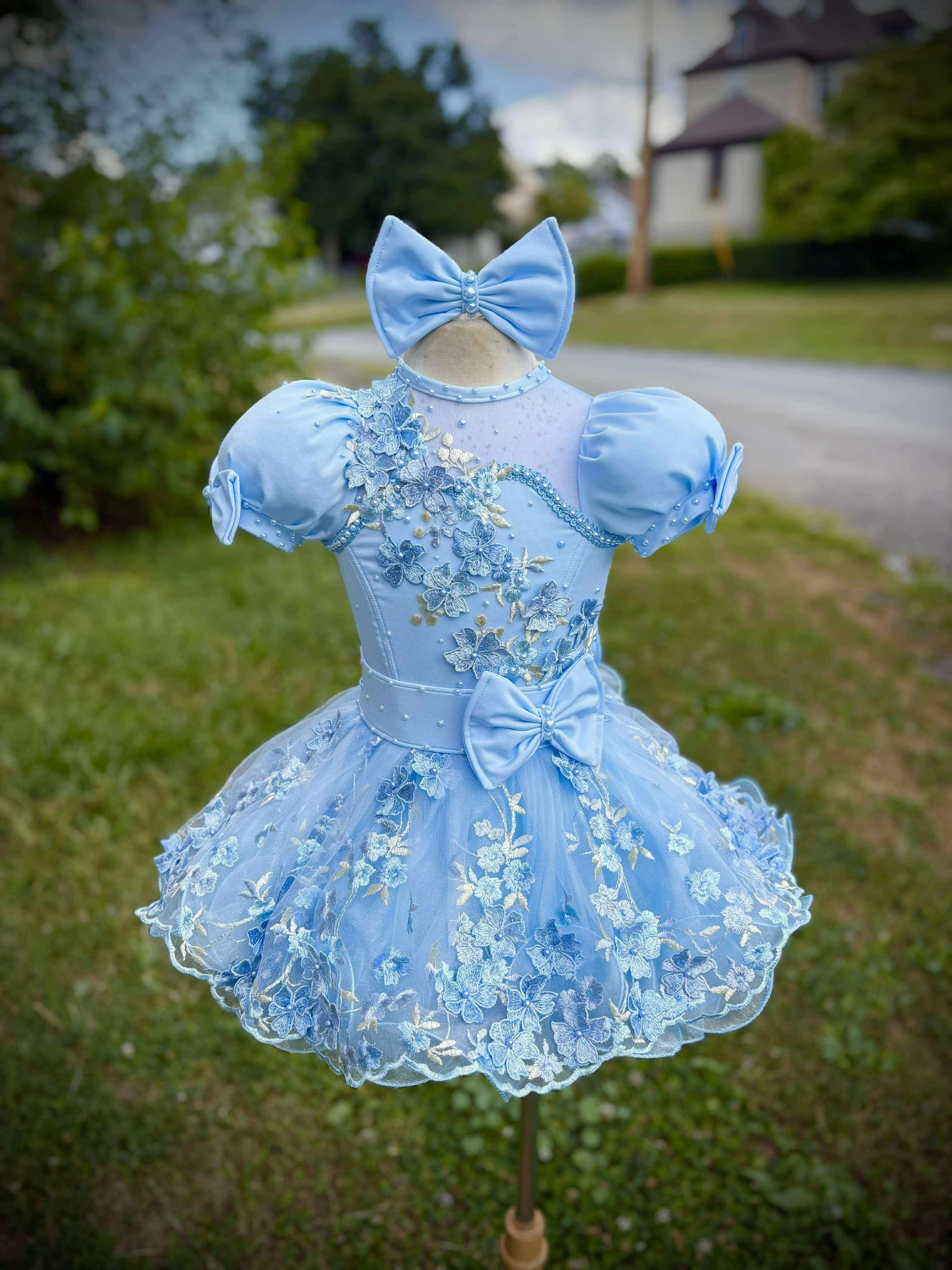 AM- Boo Bear Natural baby blue natural dress 2/4 