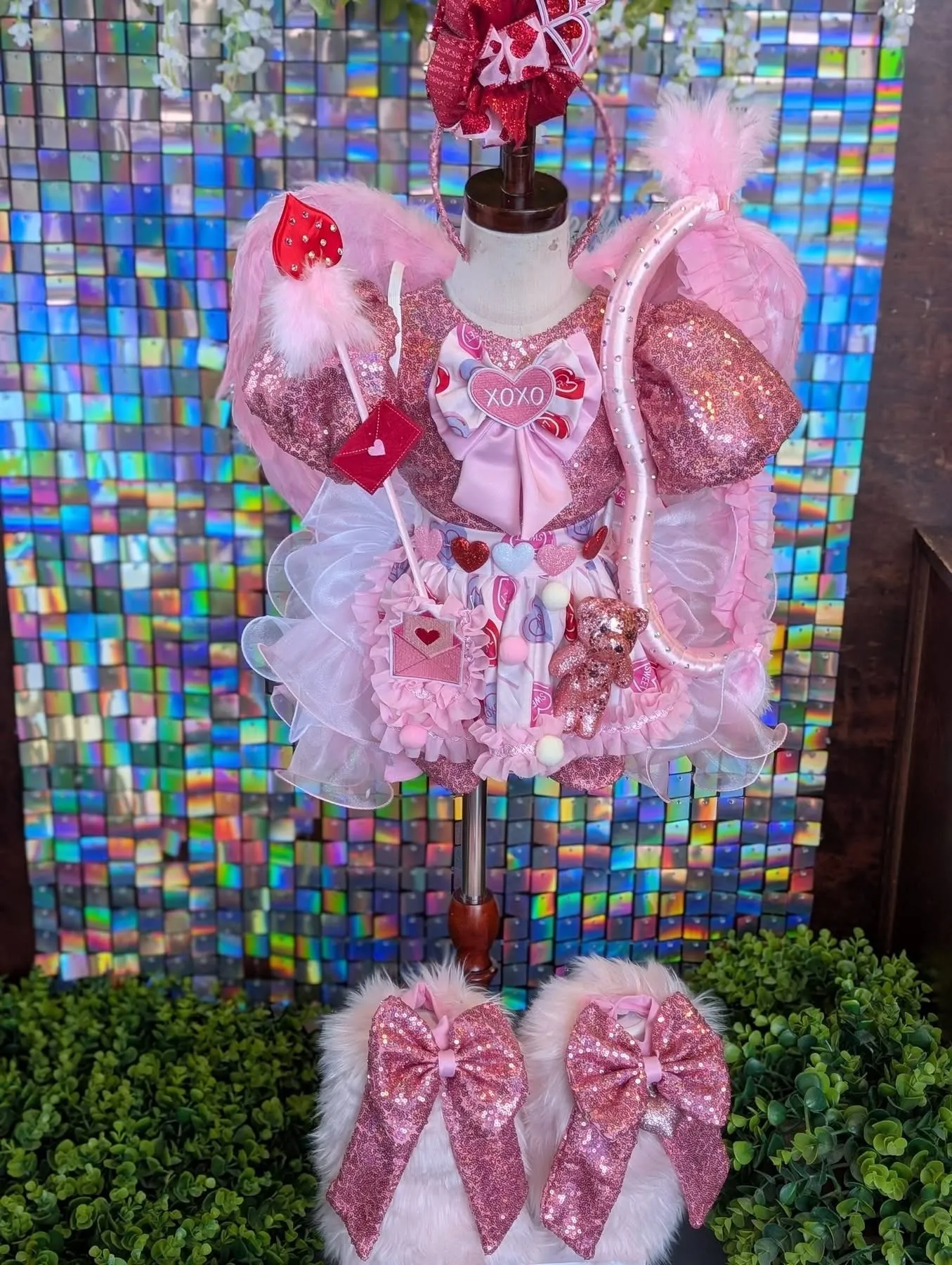 AM- Parisian Bridal Valentines Cupid 18/3 