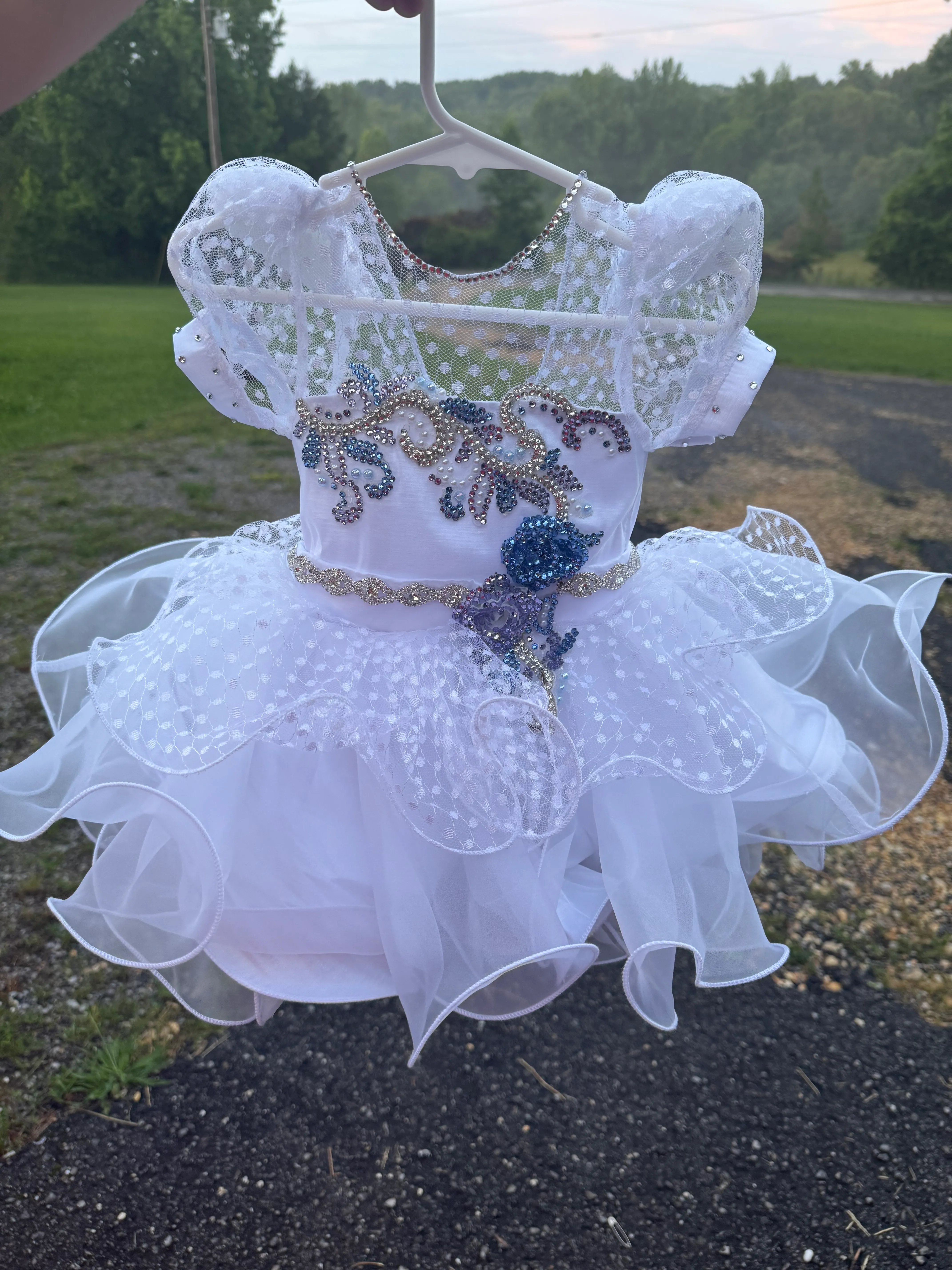 RM-Ruby Belle White Elegance