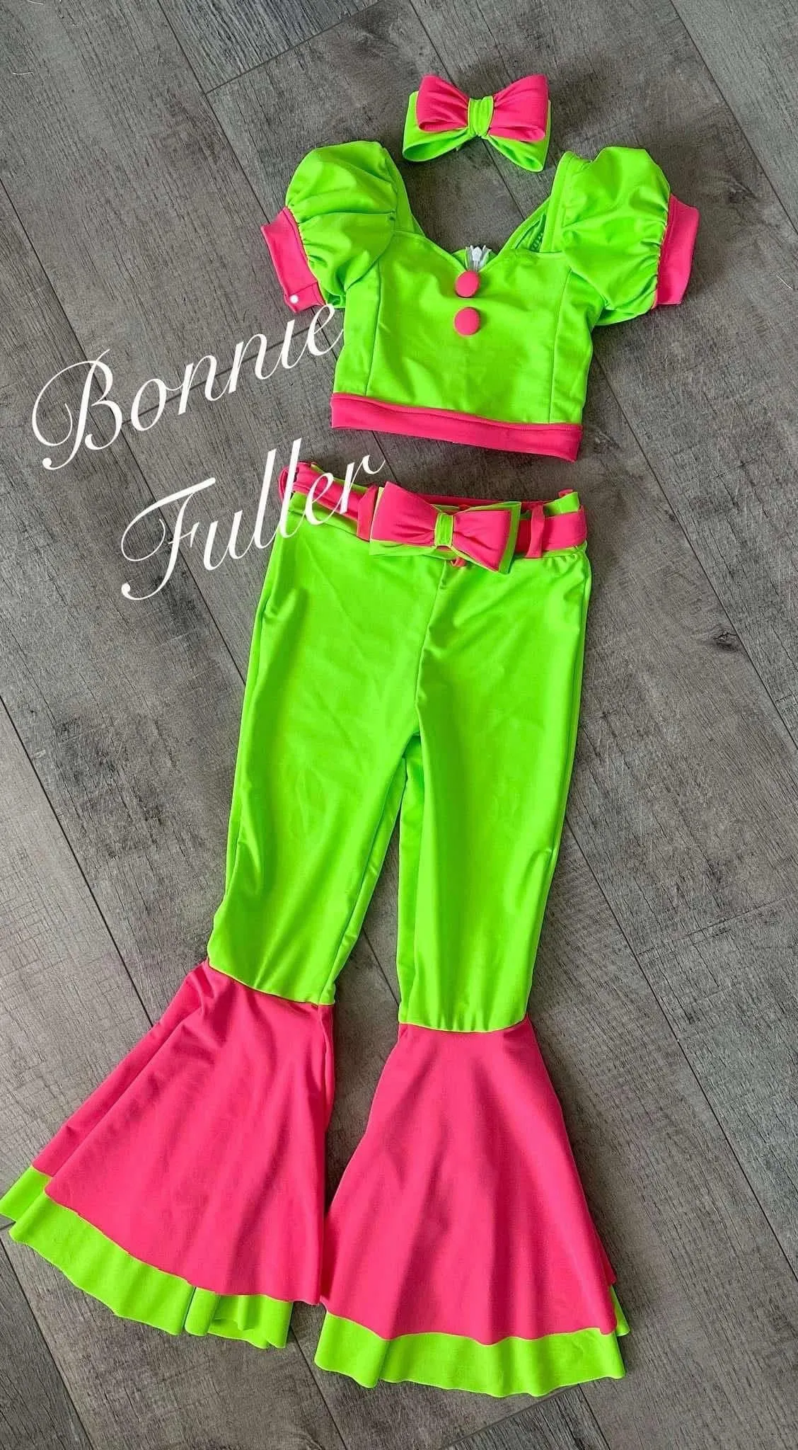 SP-Bonnie Fuller casual 4/6