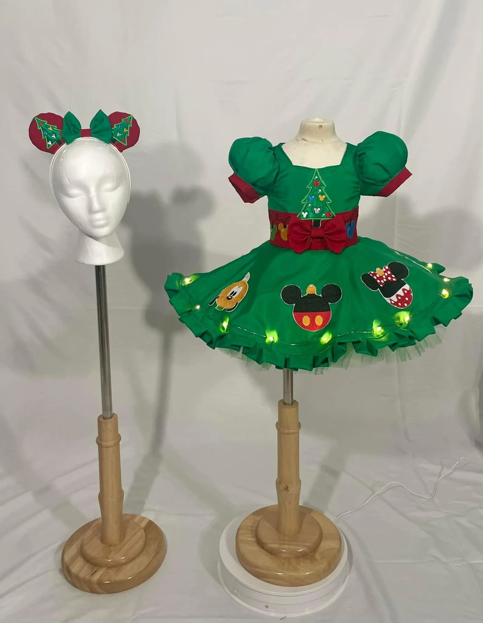 RM- 6/12 months Disney Enchanted Christmas Tree