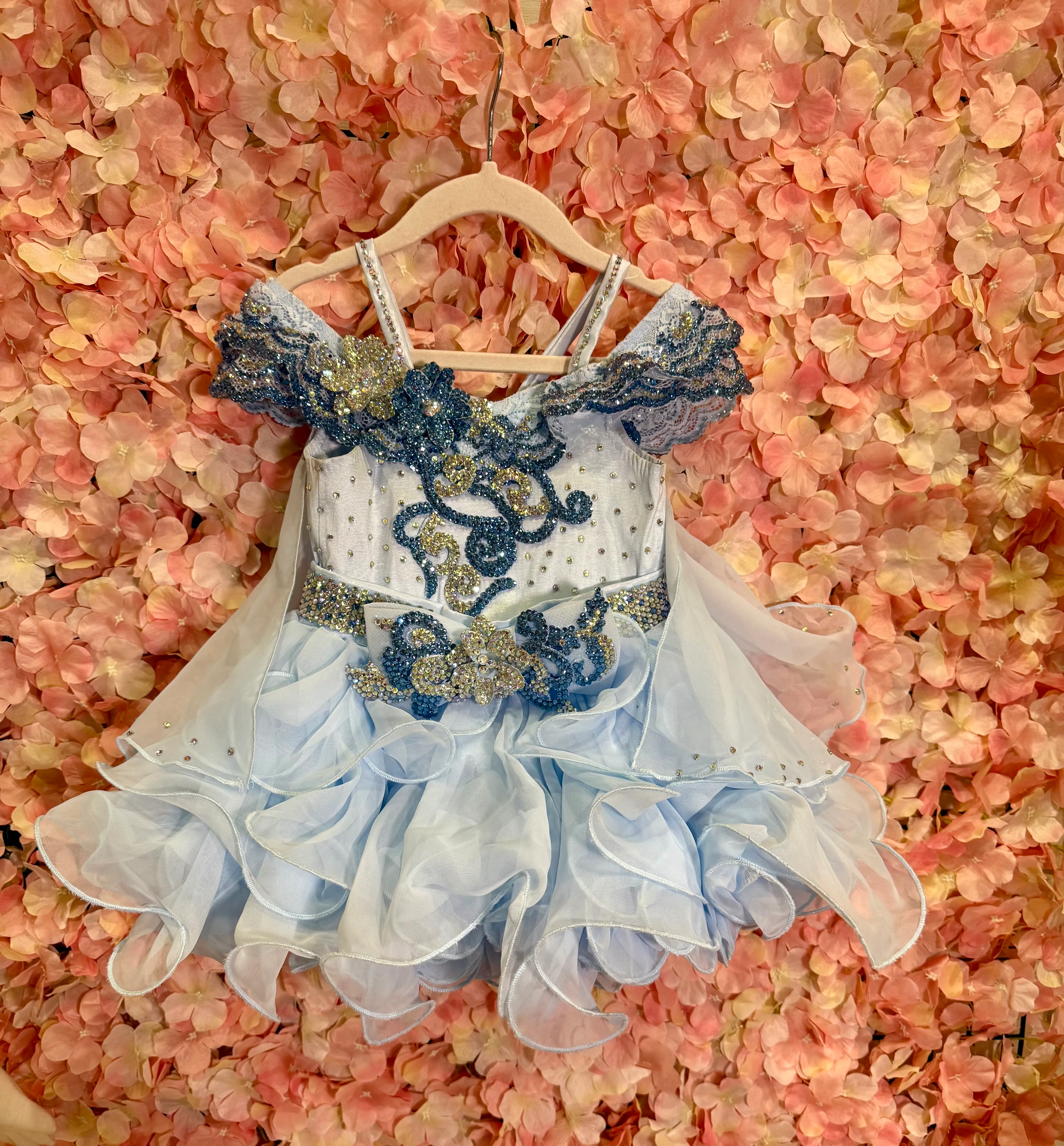 18/3 Cinderella Blue Ruby Belle