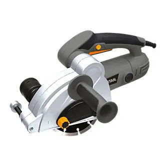 Titan Wall Chaser 240v