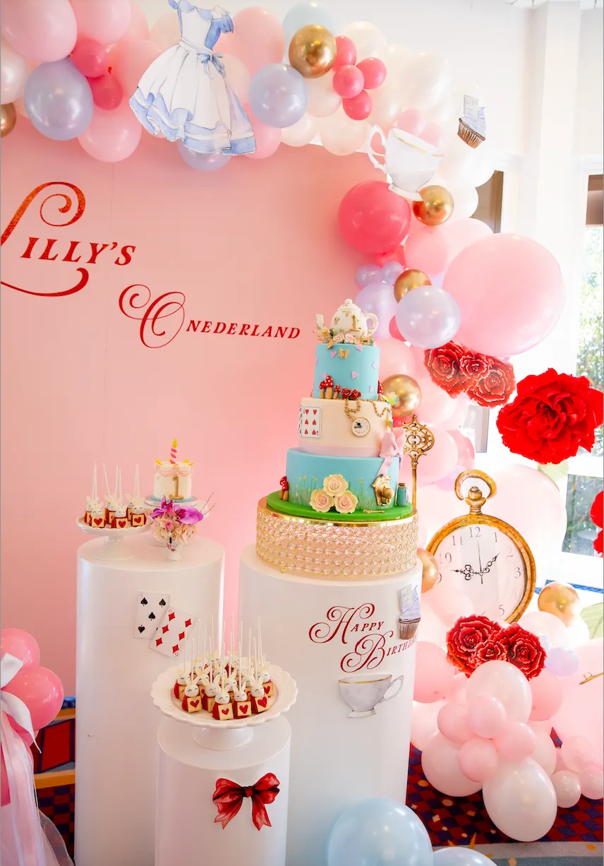 BEYOND THE ORDINARY. WHERE BALLOONS MEET WONDER.