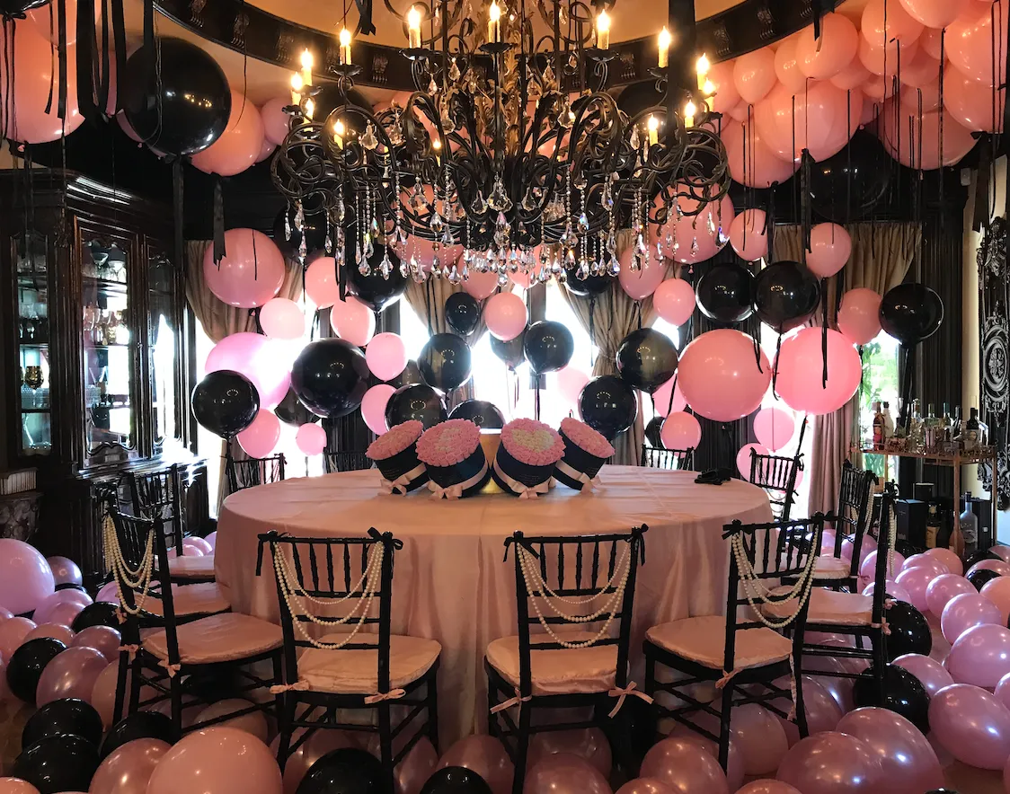 FLOOR-TO-CEILING BALLOON BIRTHDAY SURPRISE