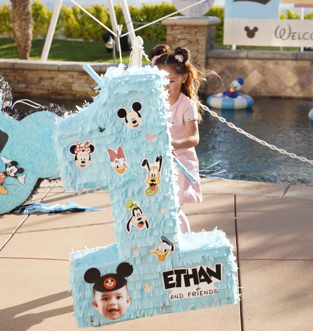 MAKE YOUR PIÑATA PART OF YOUR THEMED DÉCOR!