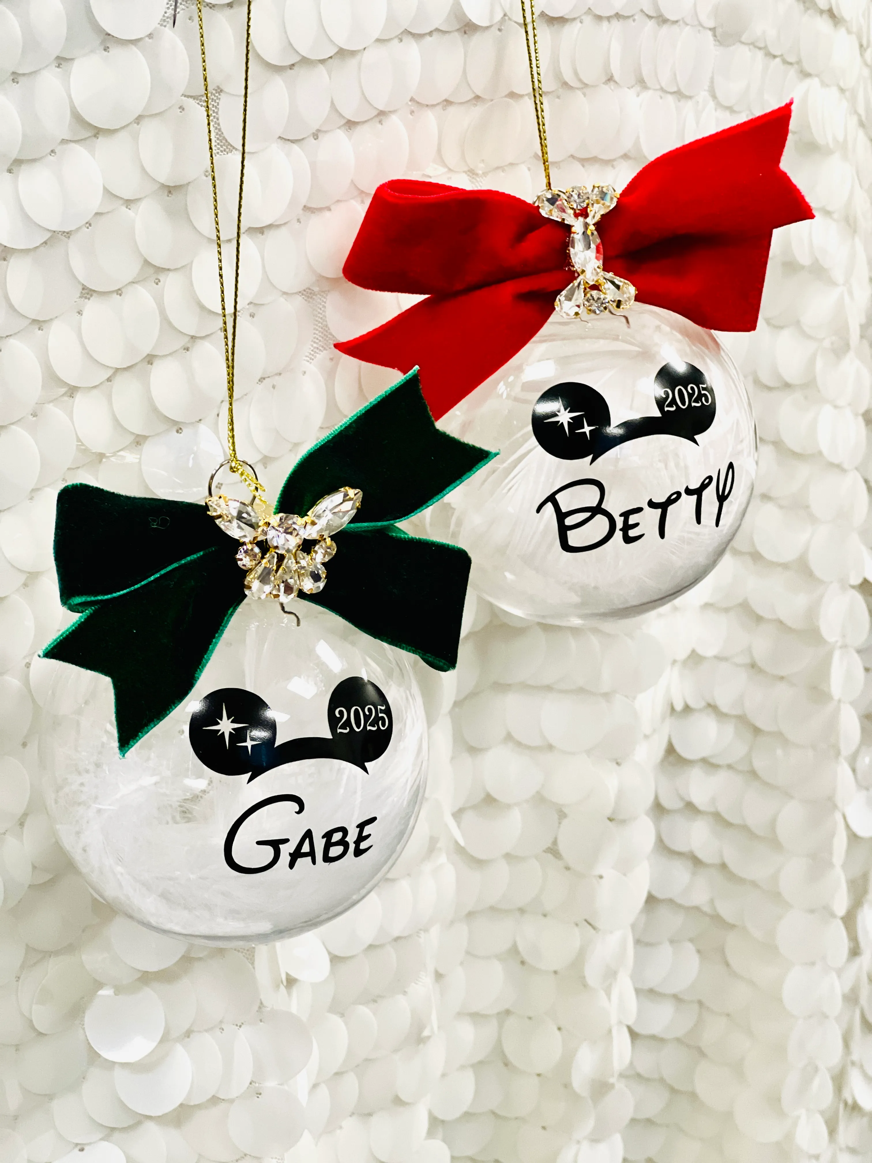 PERSONALIZED CHRISTMAS ORNAMENTS