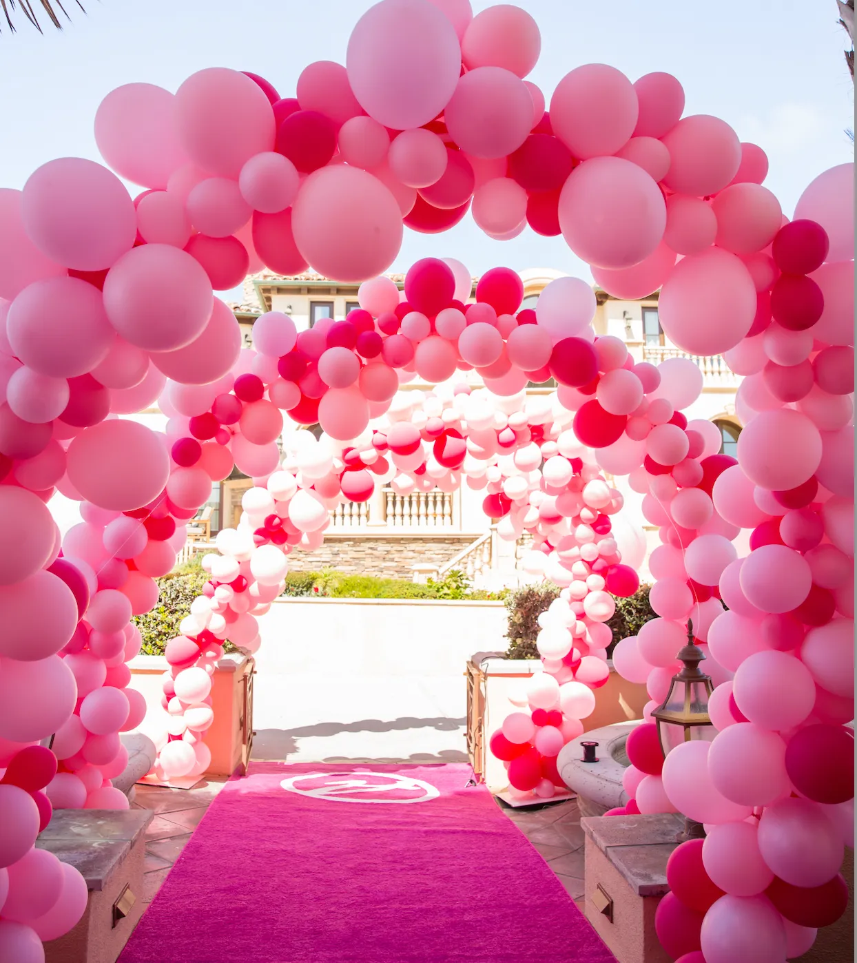 MAKE YOUR ENTRANCE UNFORGETTABLE!