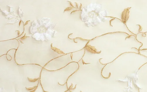 Overlay Cherry Blosson White & Champagne