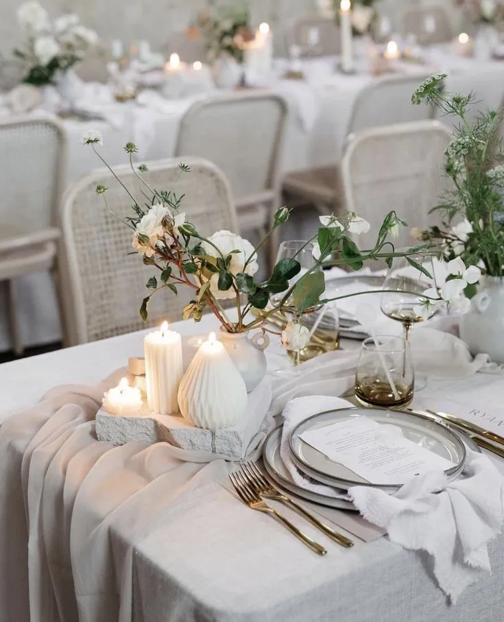 Tafellinnen 3 x 3 meter - licht grijs