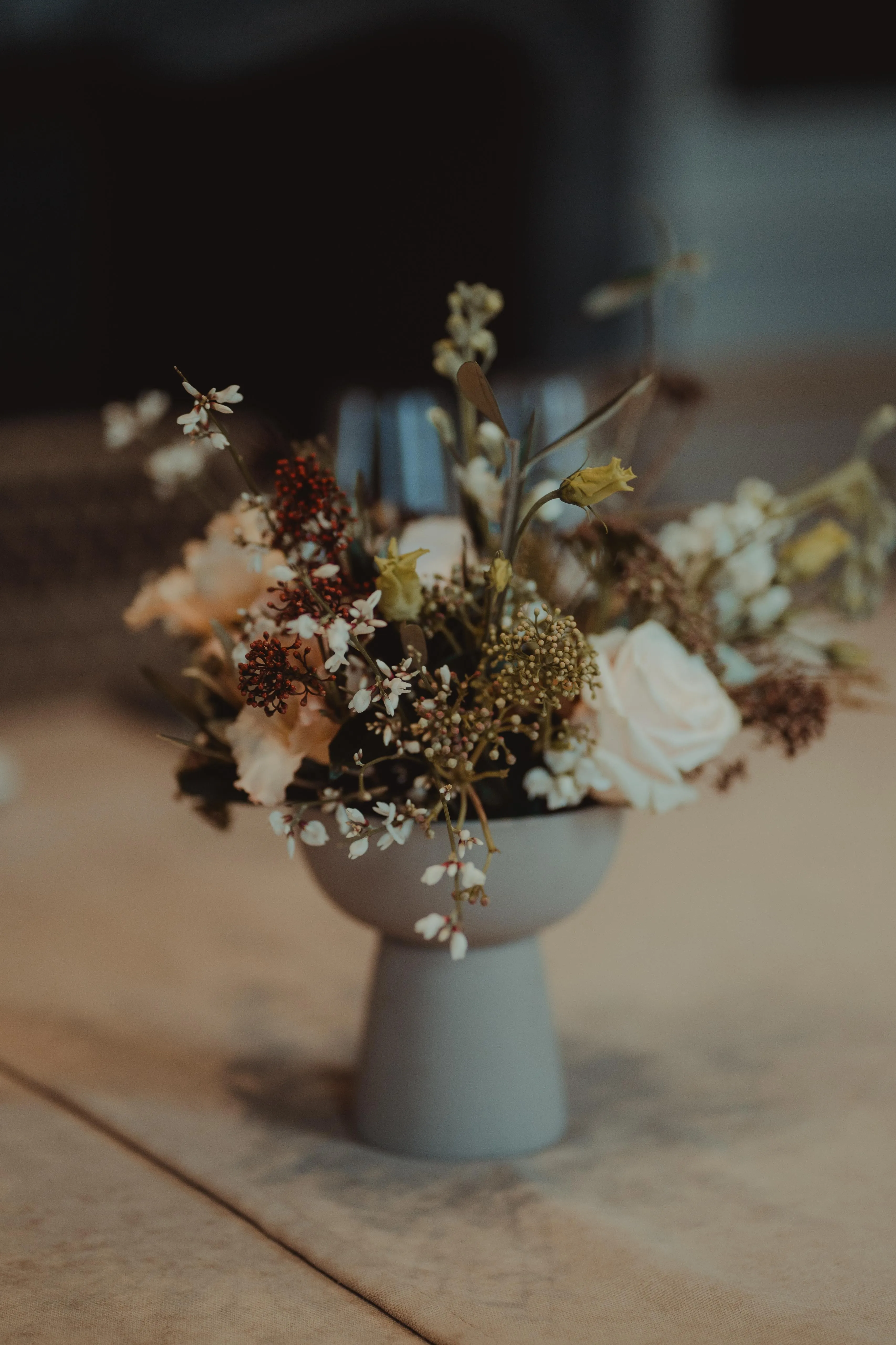 Vaas steen donker beige