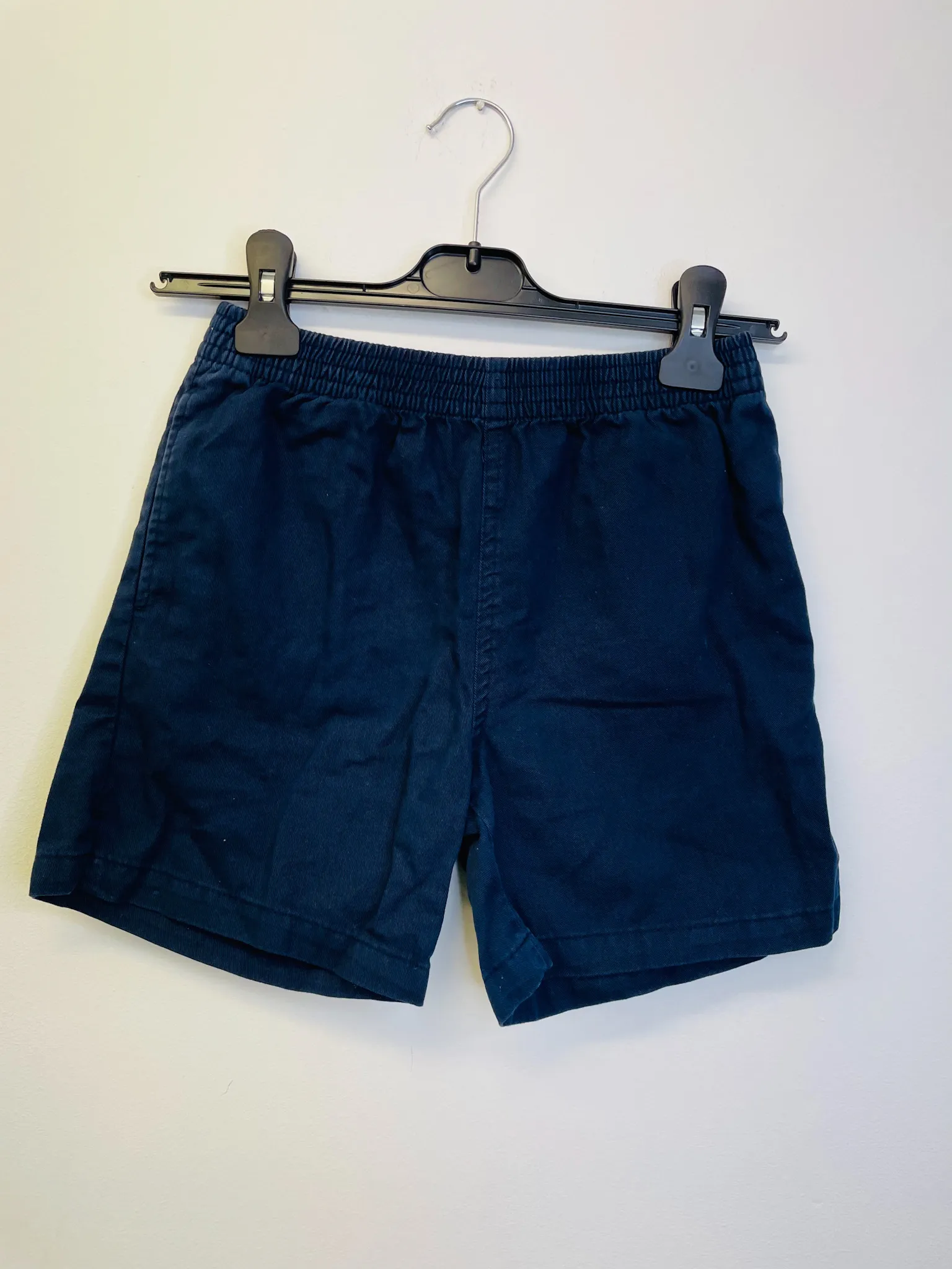 BL102 - NAVY DENIM SHORTS