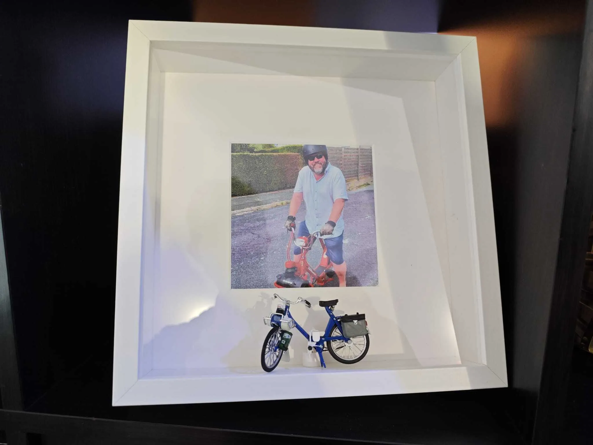 Custom photo frame with a Solex model