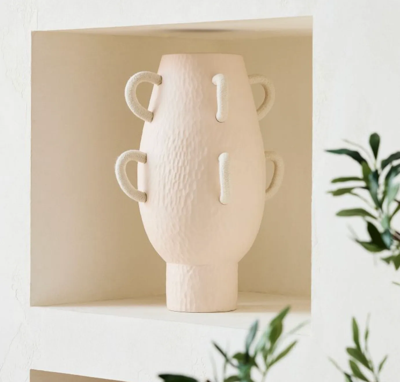 Terracotta Chulucanas Rope Vase