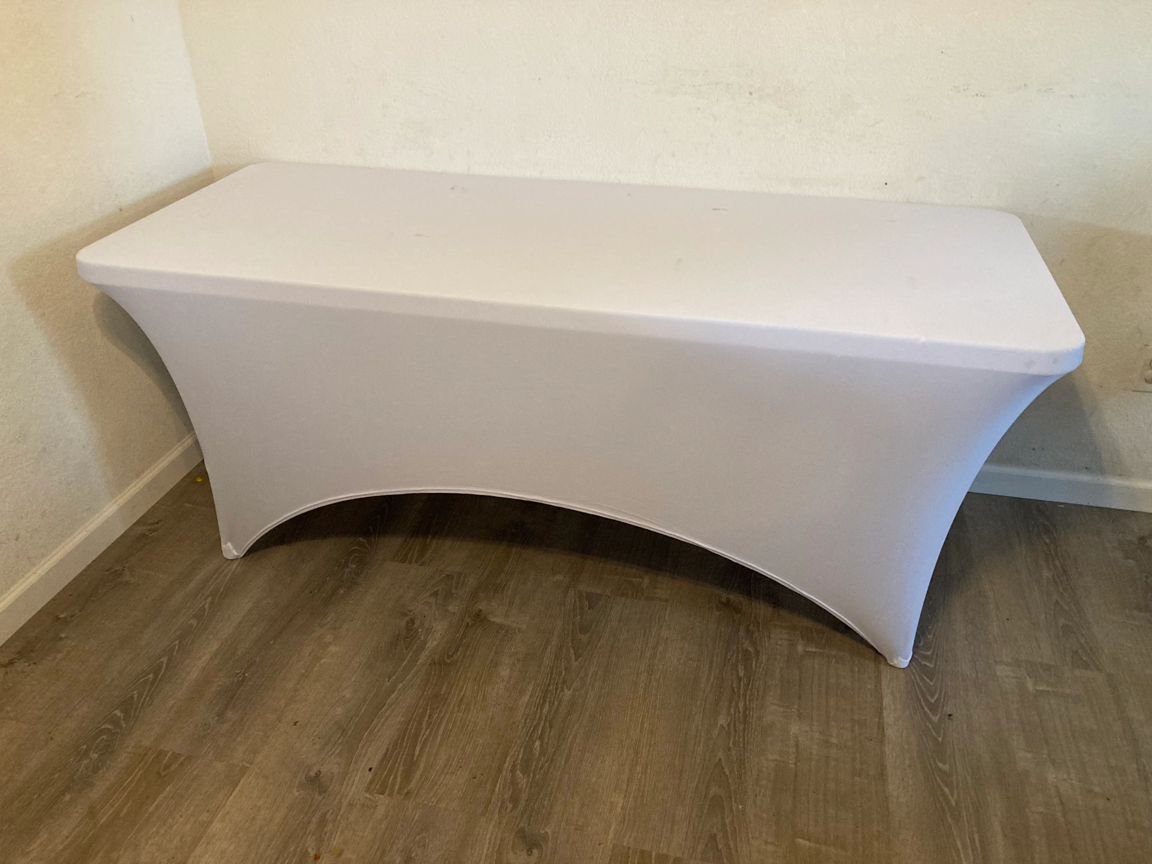 rectangular table clothe fitted ( WHITHE & BLACK)