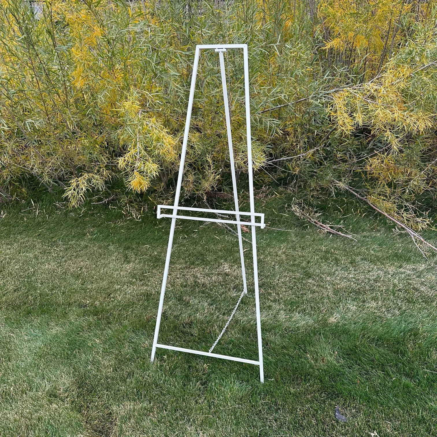 Helen Floor Easel - Ivory Metal (54")