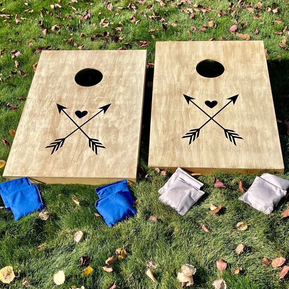 Cornhole Game 3'x2' - Black Arrows