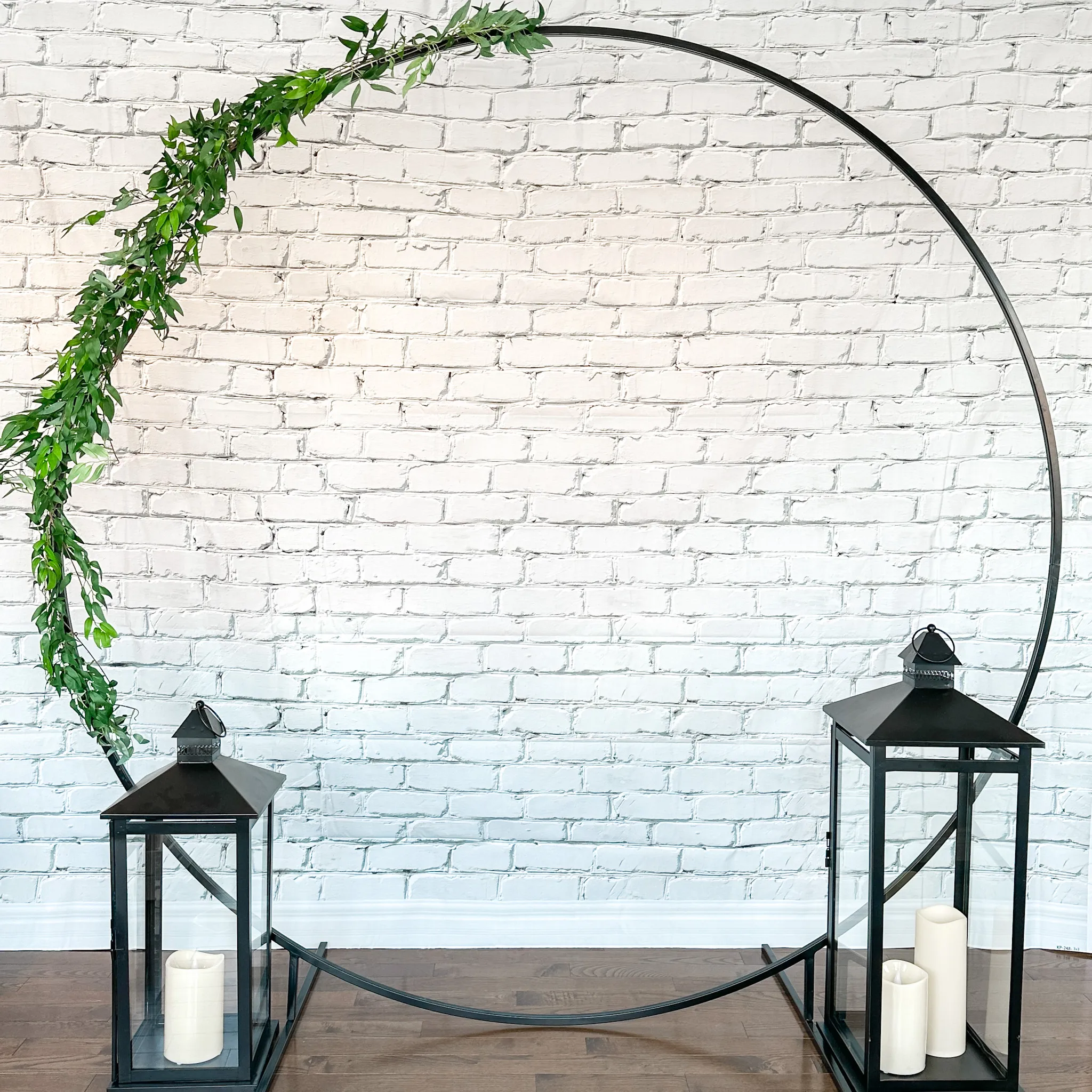 Circle Arch 7' - Black