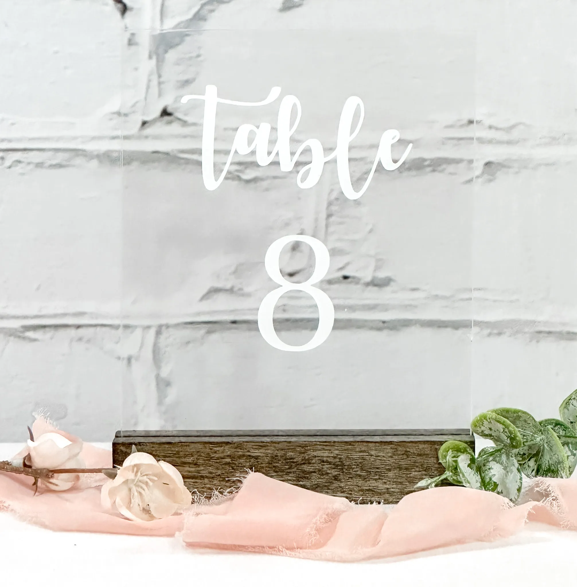 Acrylic Table Numbers (Windsor) - Clear/White