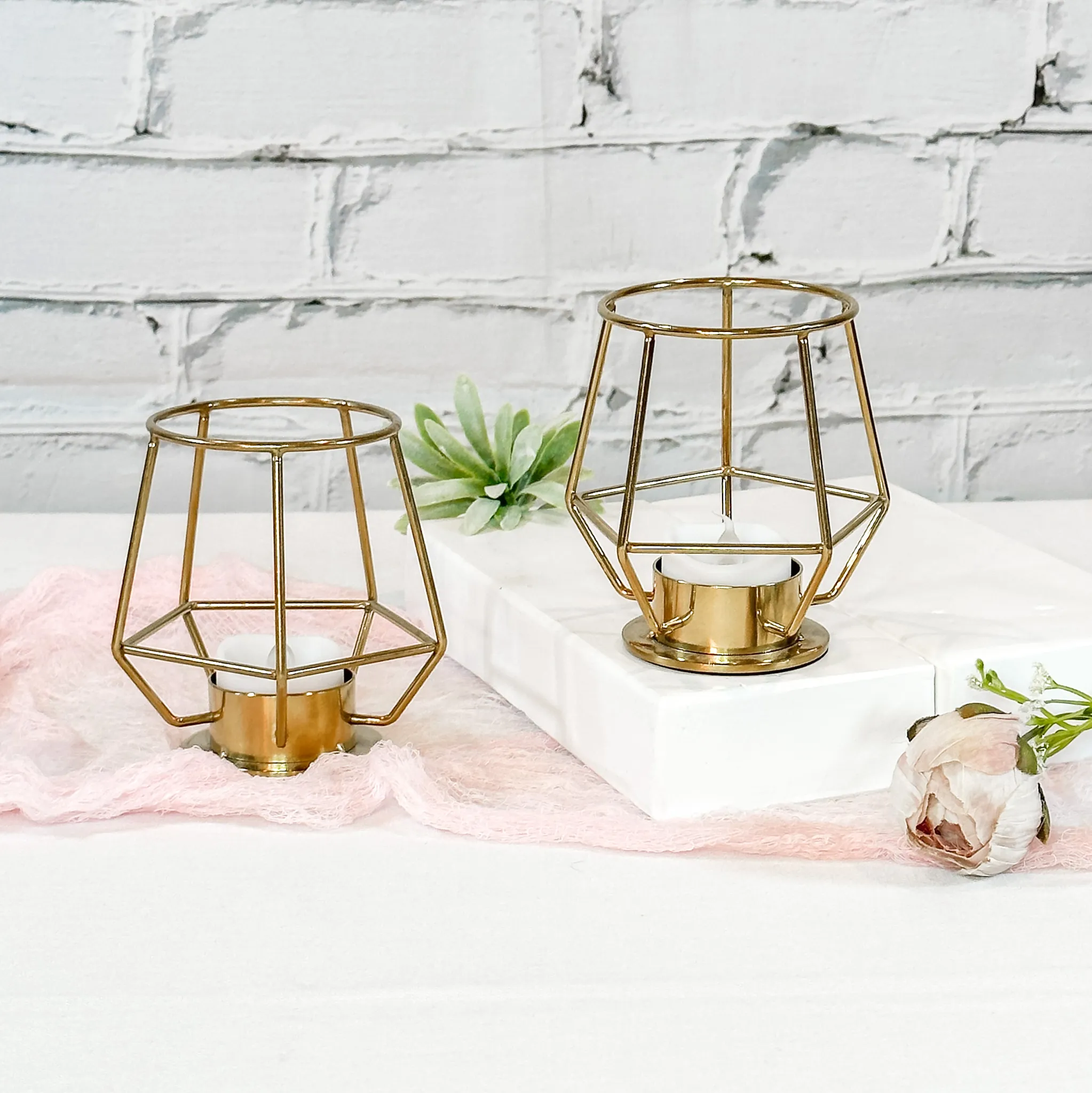 Gold Round Geometric Metal Candle Holder