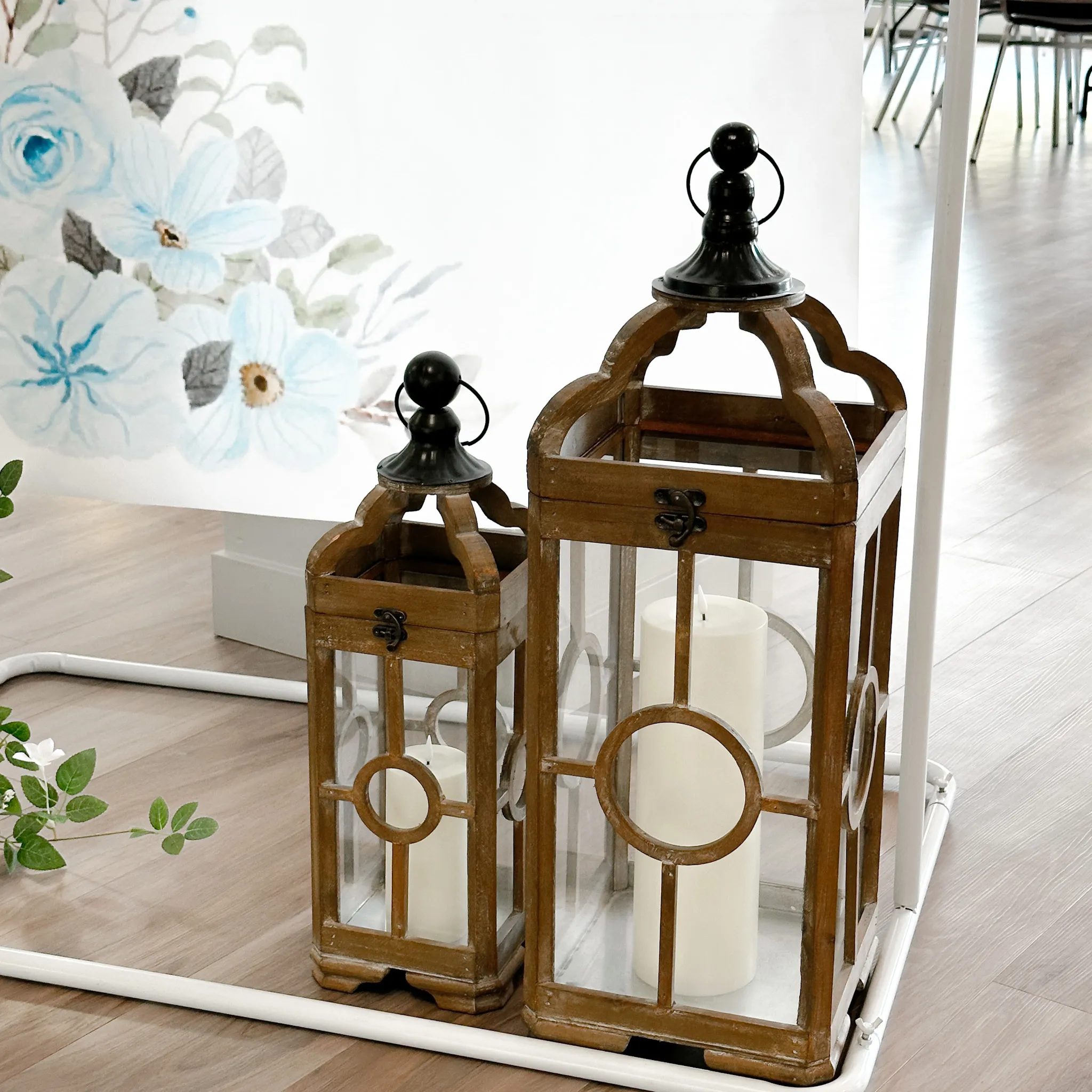 Wood Lantern Pair - Arch Top