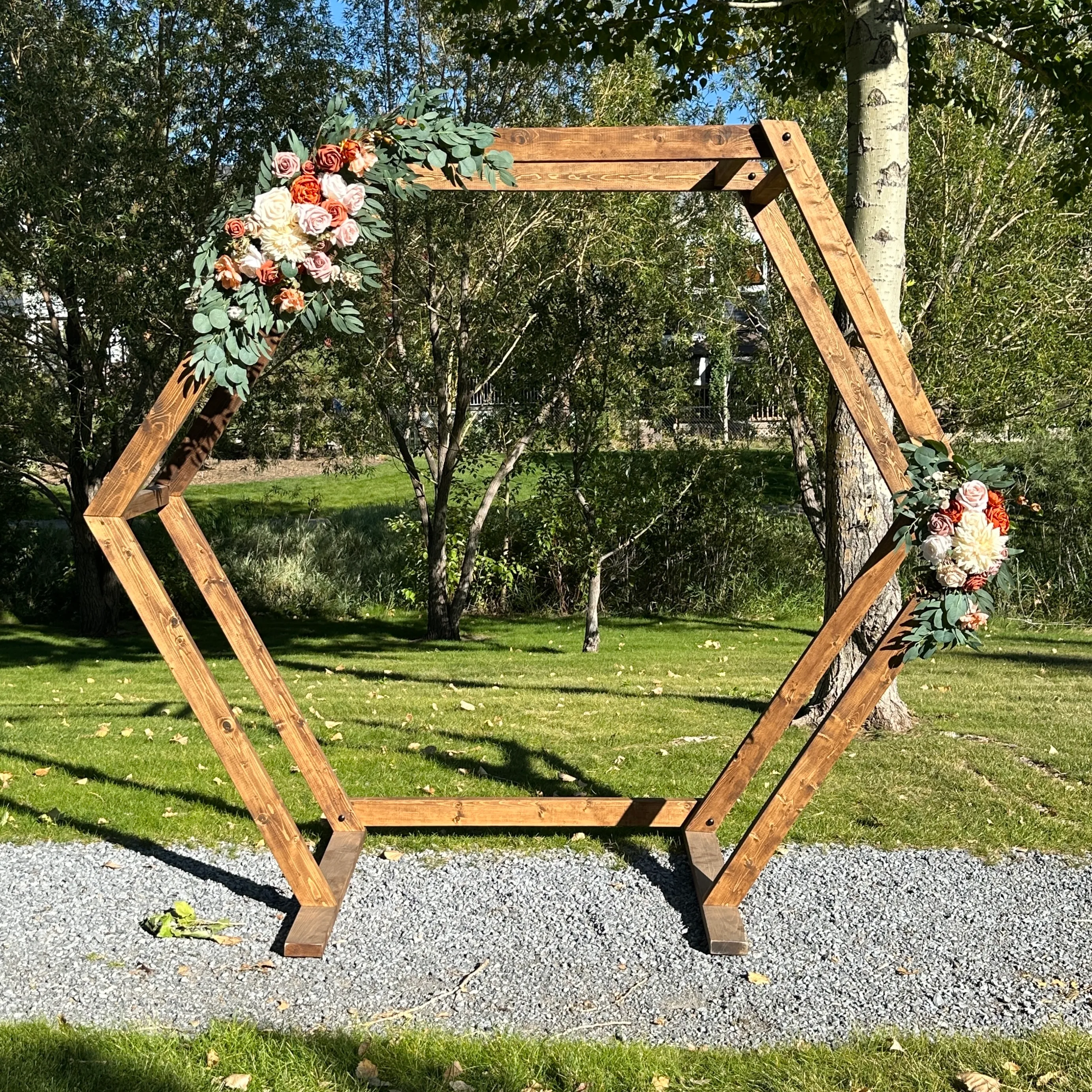 Double Hexagon Arch - Wood