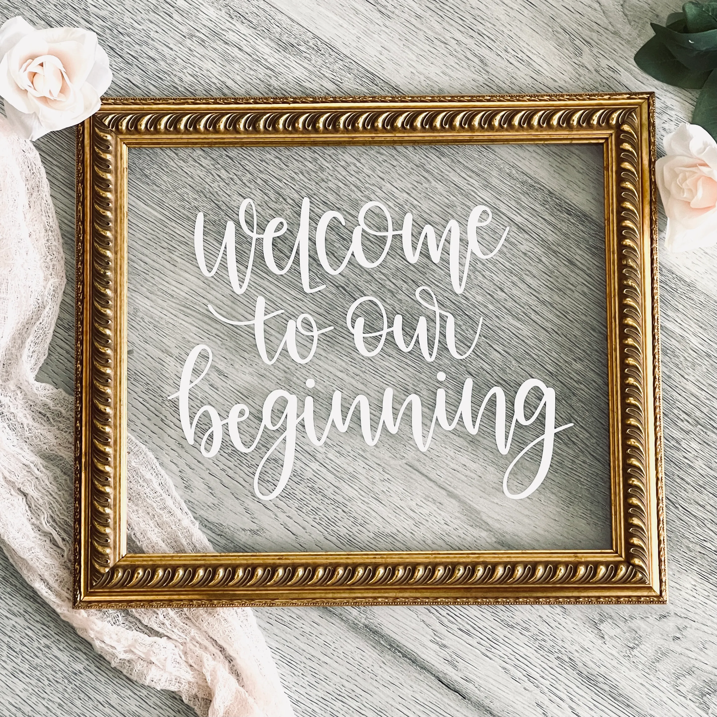 Tabletop "Welcome" - Acrylic in Gold Frame																										 																										 																																											 																										 																															