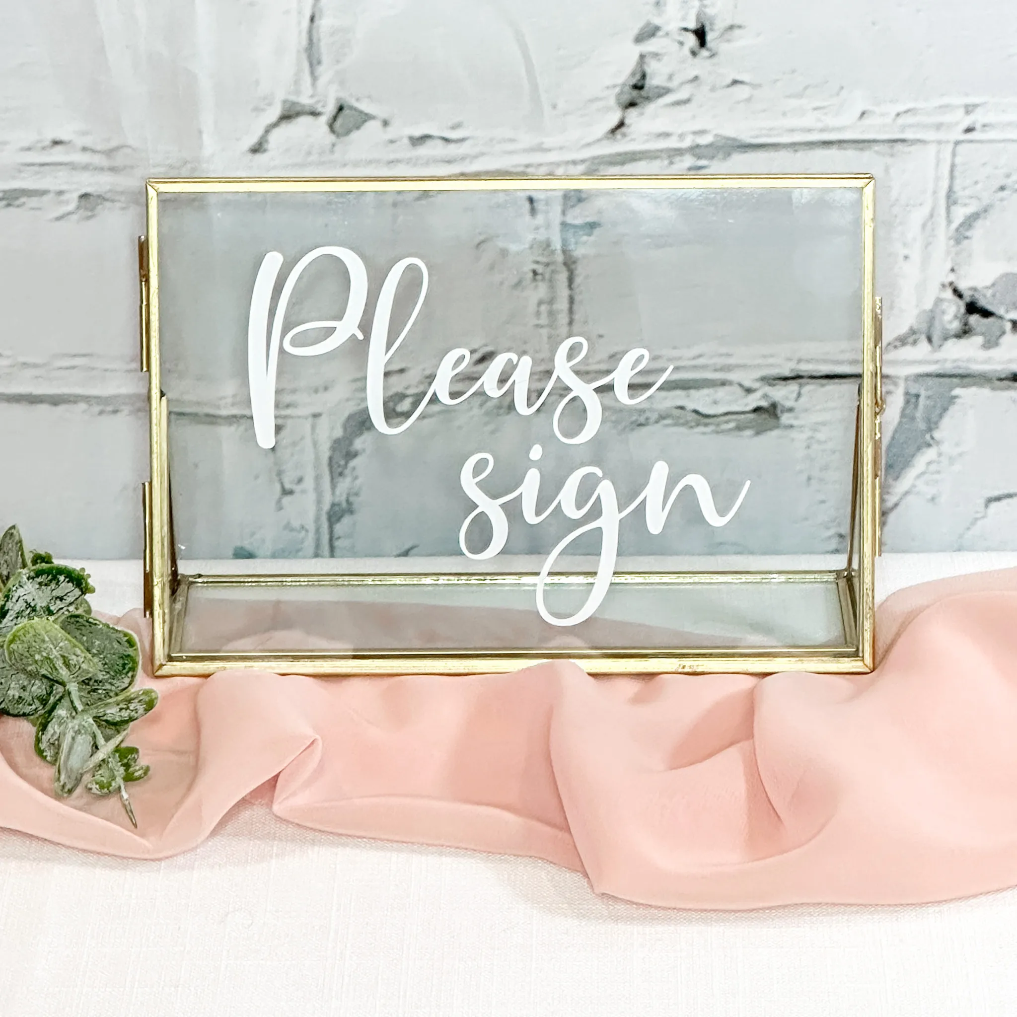 Please Sign Geo Sign (Paris) - Gold