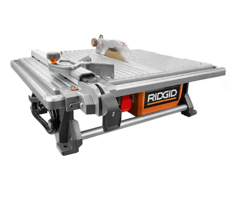 Table top wet tile saw