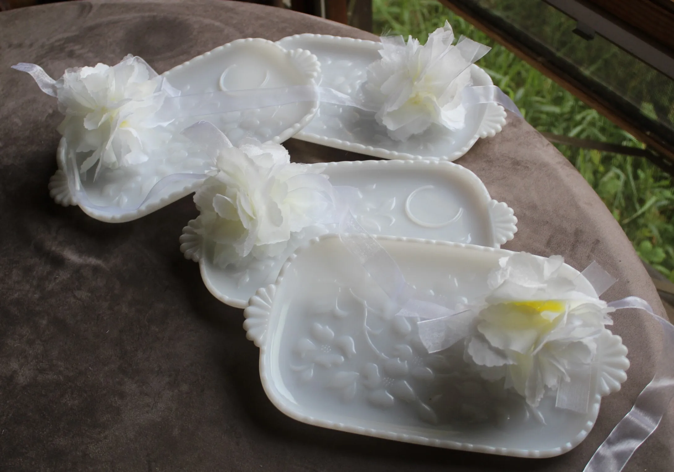 Vintage Milk Glass Snack/Luncheon Plate - 'Hazel Atlas'