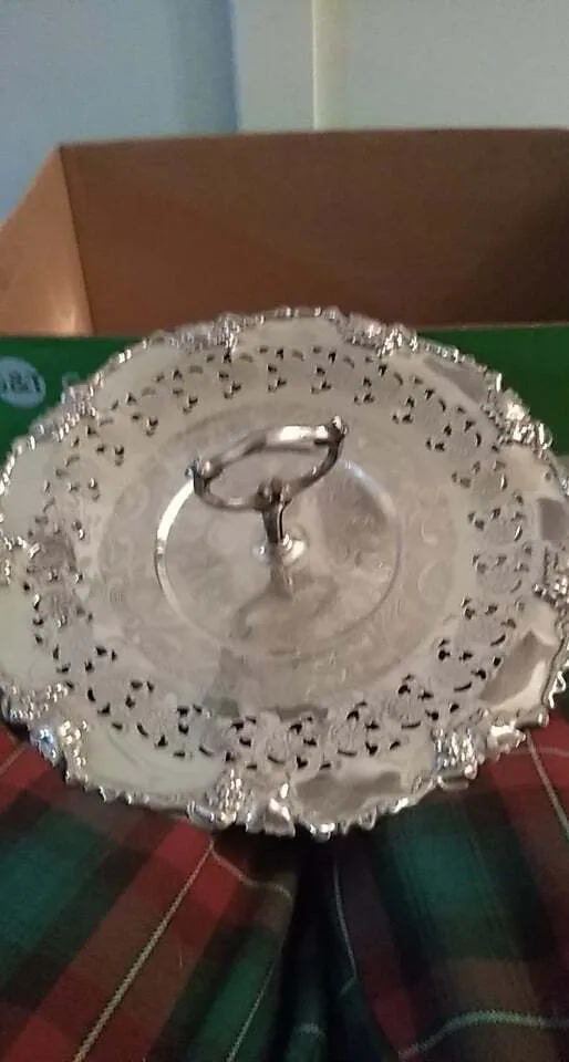 Vintage - Ornate polished silver treat plate with embossed grapes and center handle (small)
