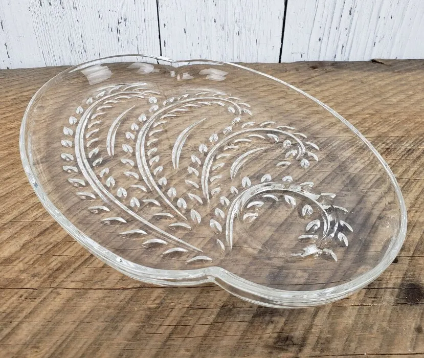 Vintage Luncheon/Snack plate - 'Hospitality'