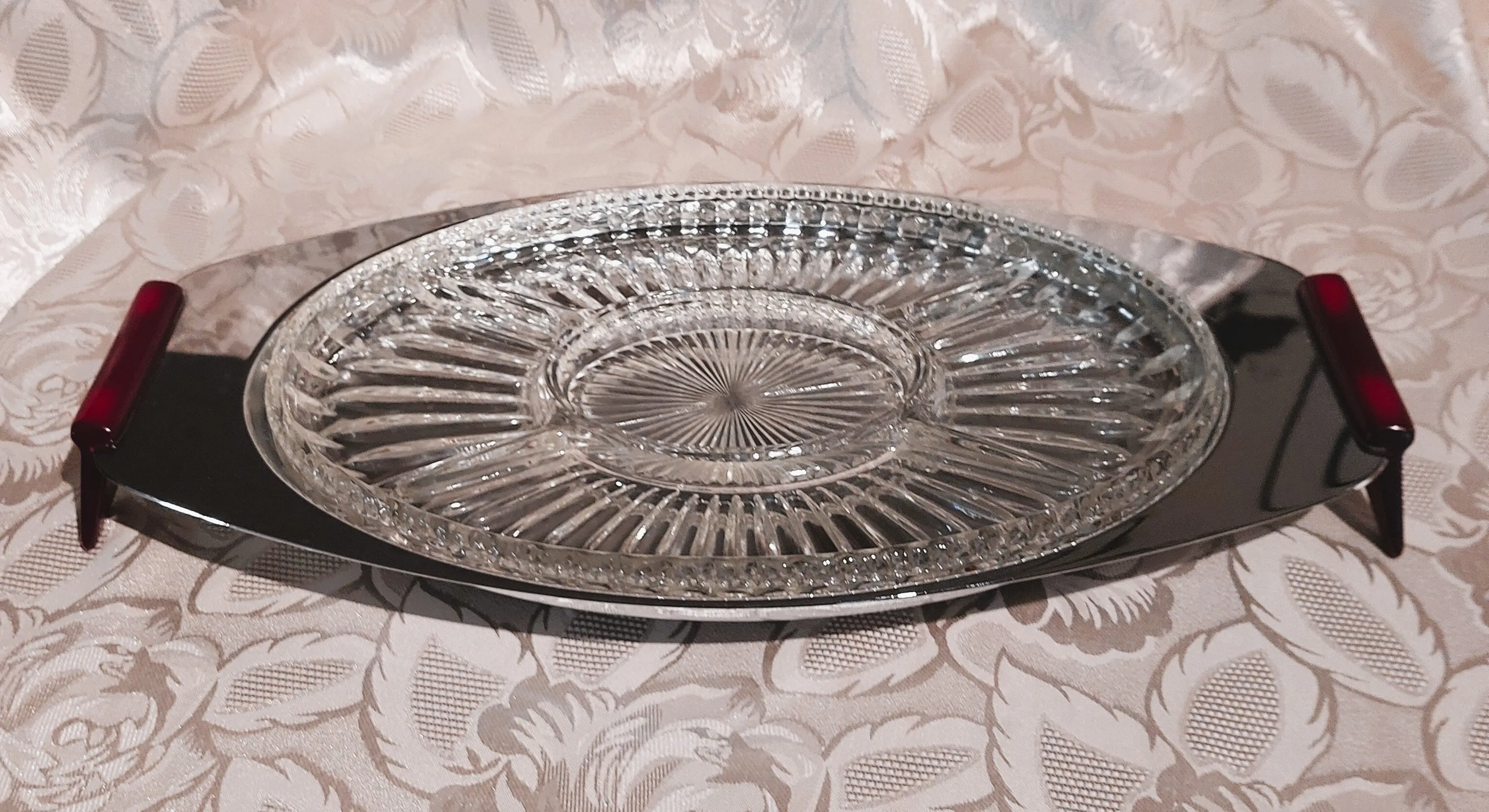 Large Oval Serving Tray with Divided Glass Insert - Vintage 60's 