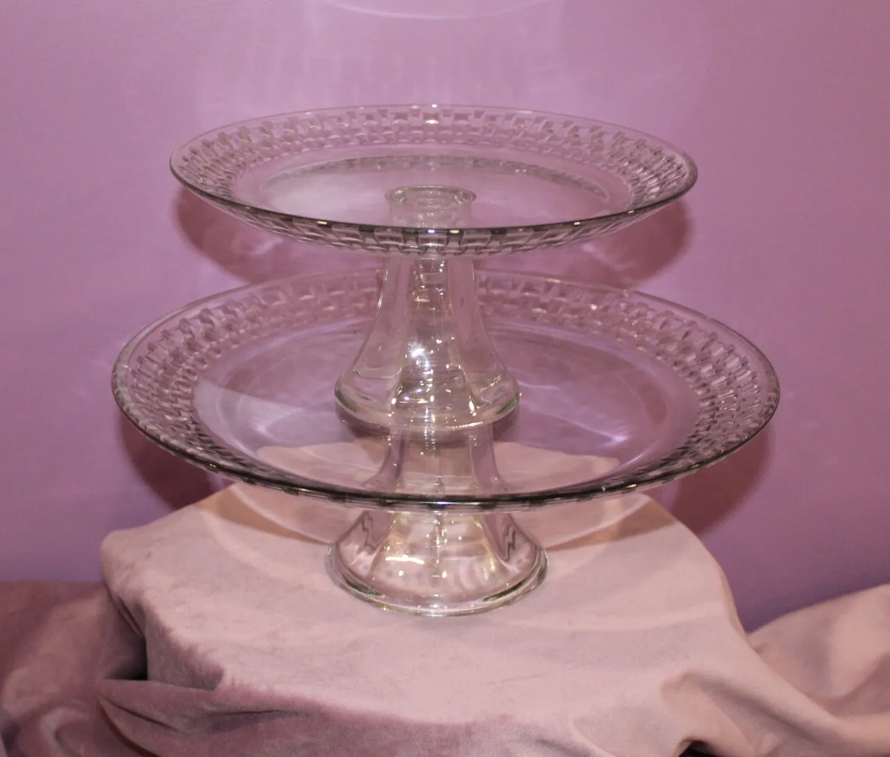 Glass Cake Stand - Basketweave