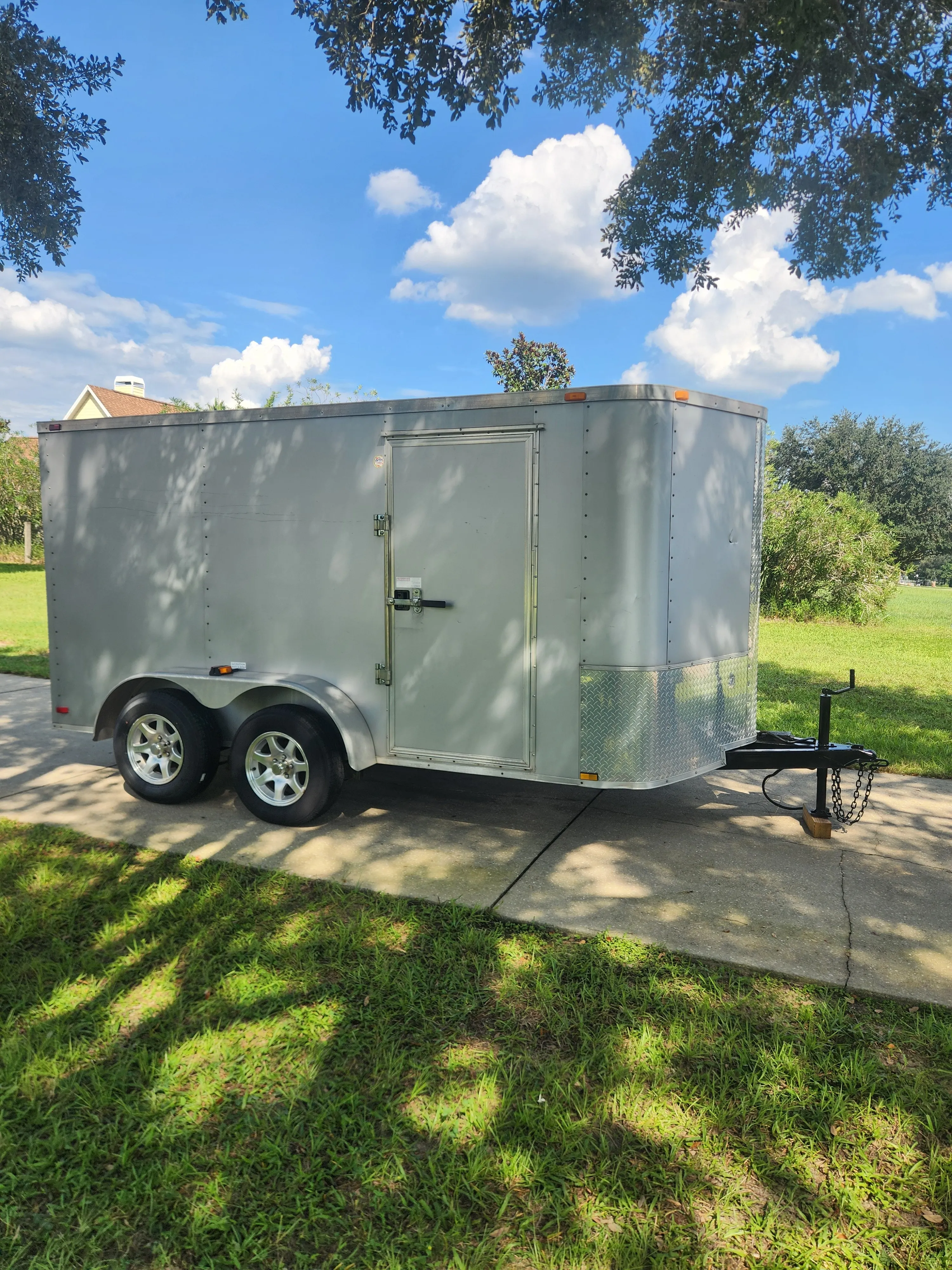 7x12 + 2' V-nose Enclosed Trailer
