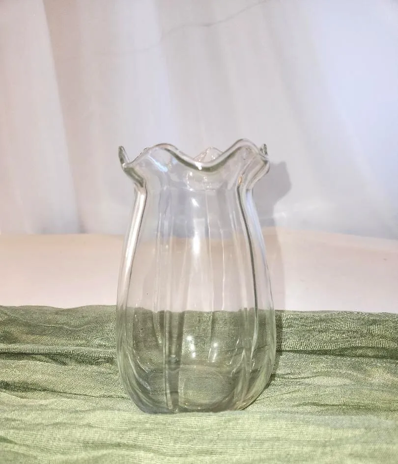 Clear Glass Ruffled Vase 6 in Tall