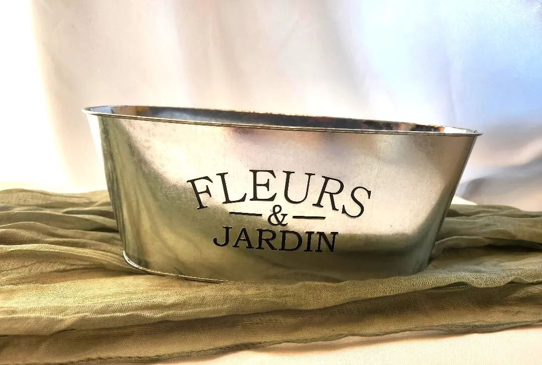 Galvanized Metal Oval Tubs Fleurs & Jardin on Front    (QTY2)