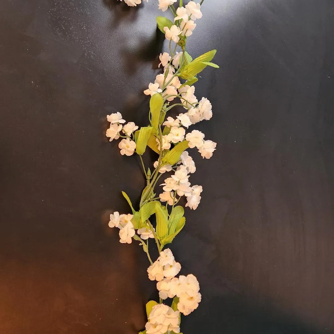 White Floral with Greenery Arch or Table Garland 5ft 8 in Long Set C