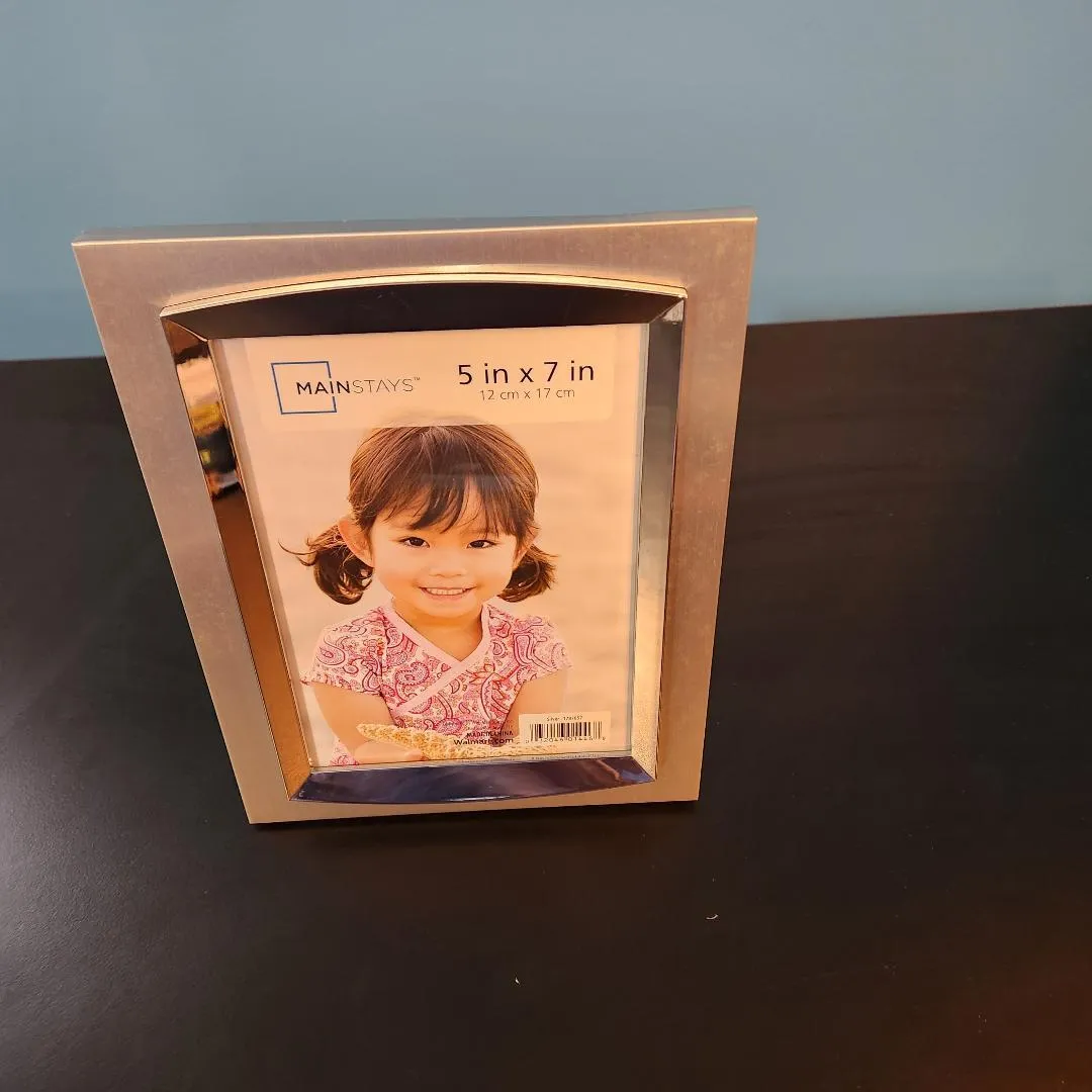 Silver Colored Frame 5x7 Memory Photos Wedding Signage  SF5